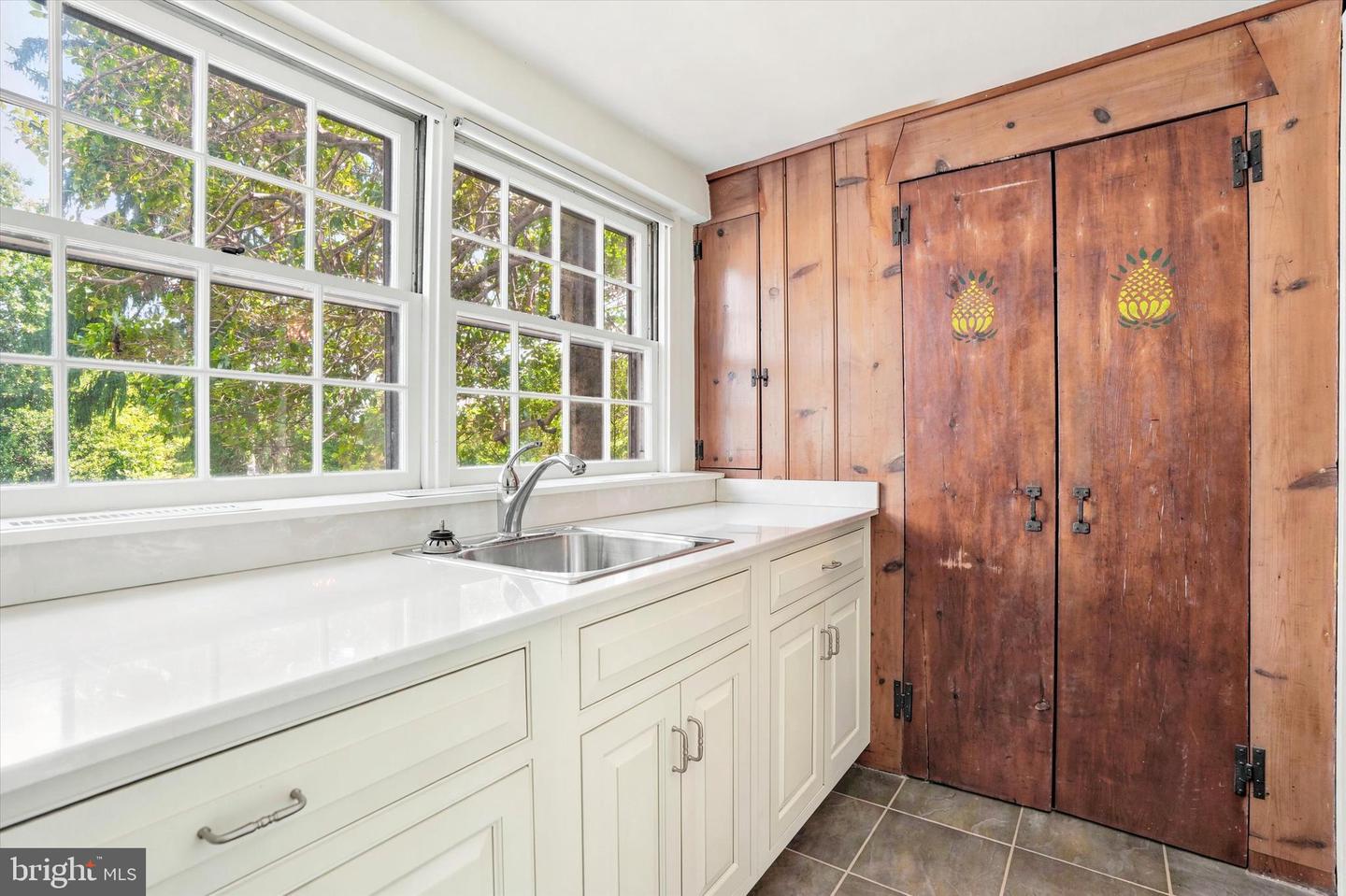 1271 Byberry Rd Property Photo 14