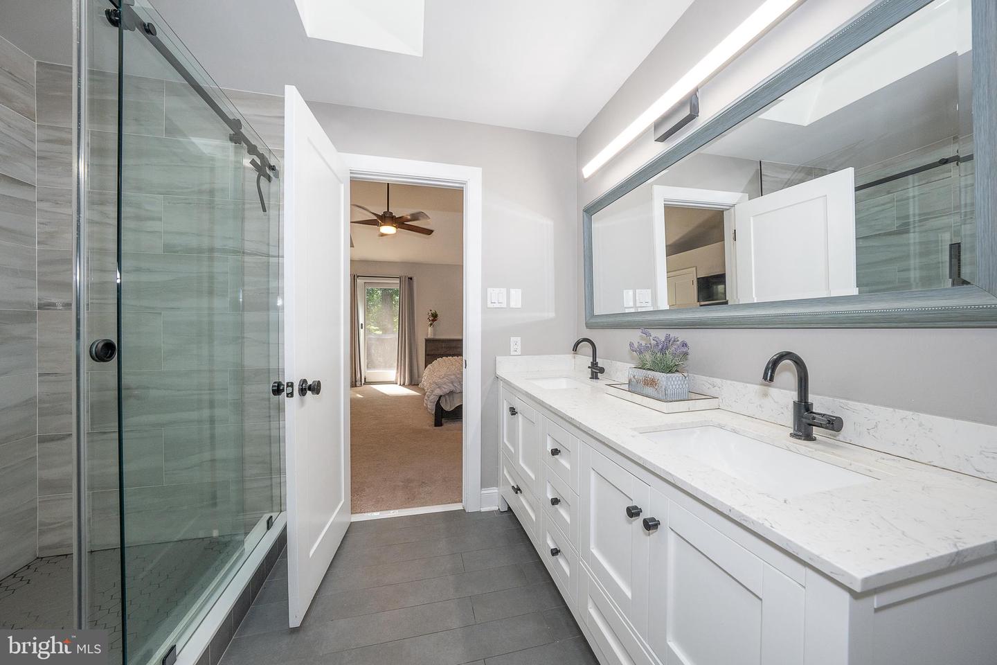 1551 Washington Ln Property Photo 21