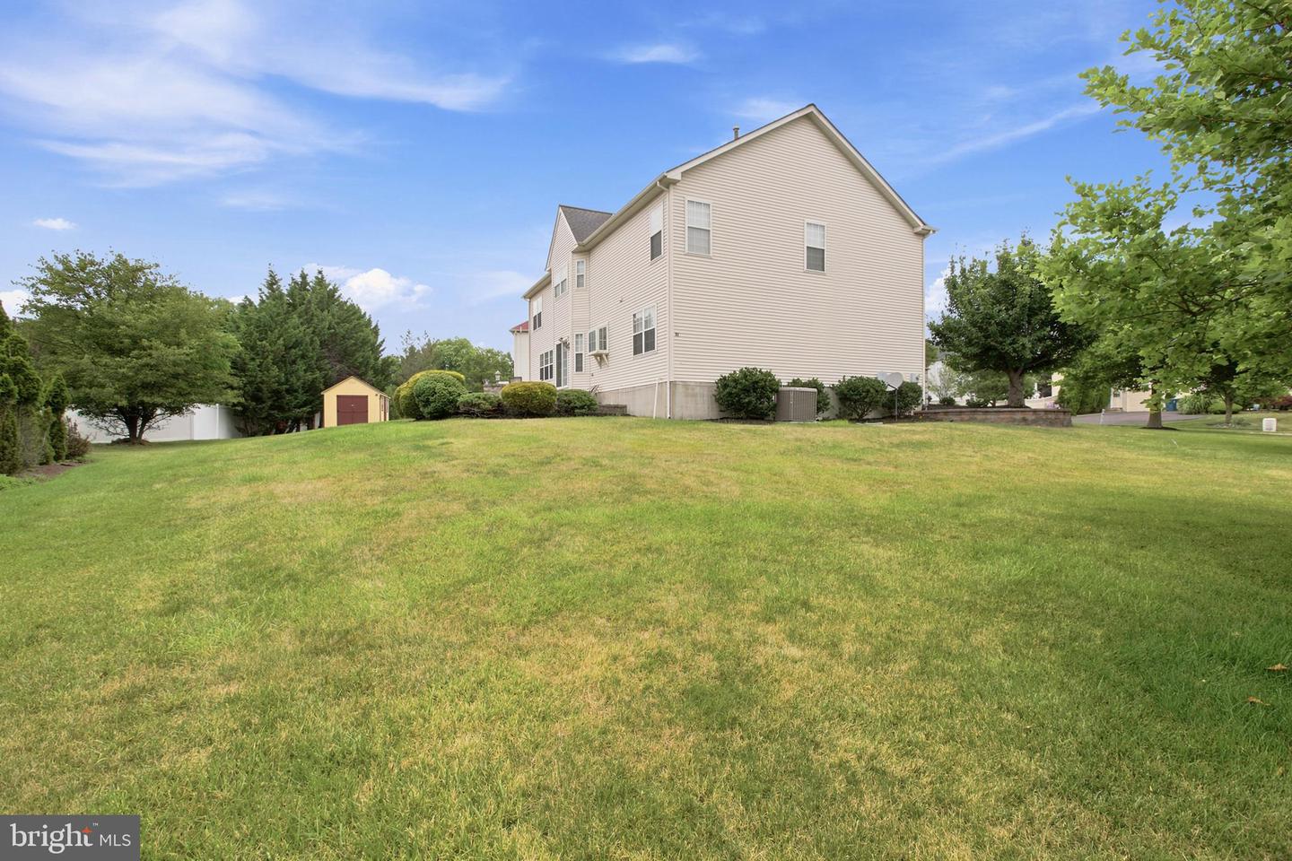 101 Tennyson Ln Property Photo 7