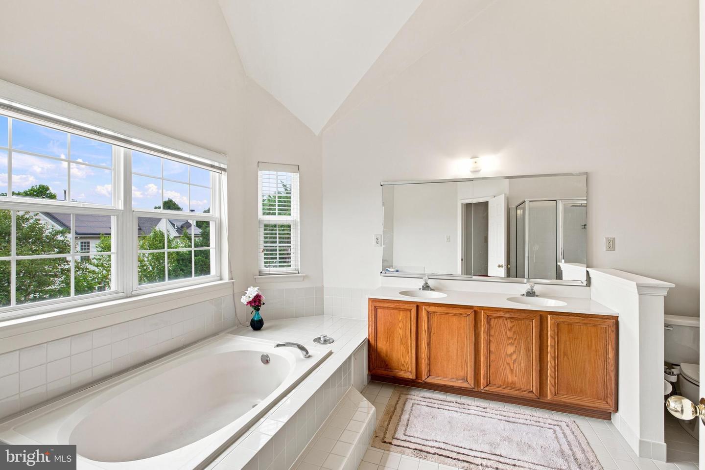 101 Tennyson Ln Property Photo 31