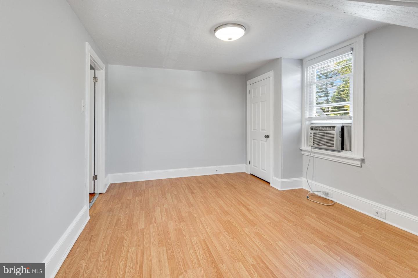 158 Montgomery Ave #3 Property Photo 16