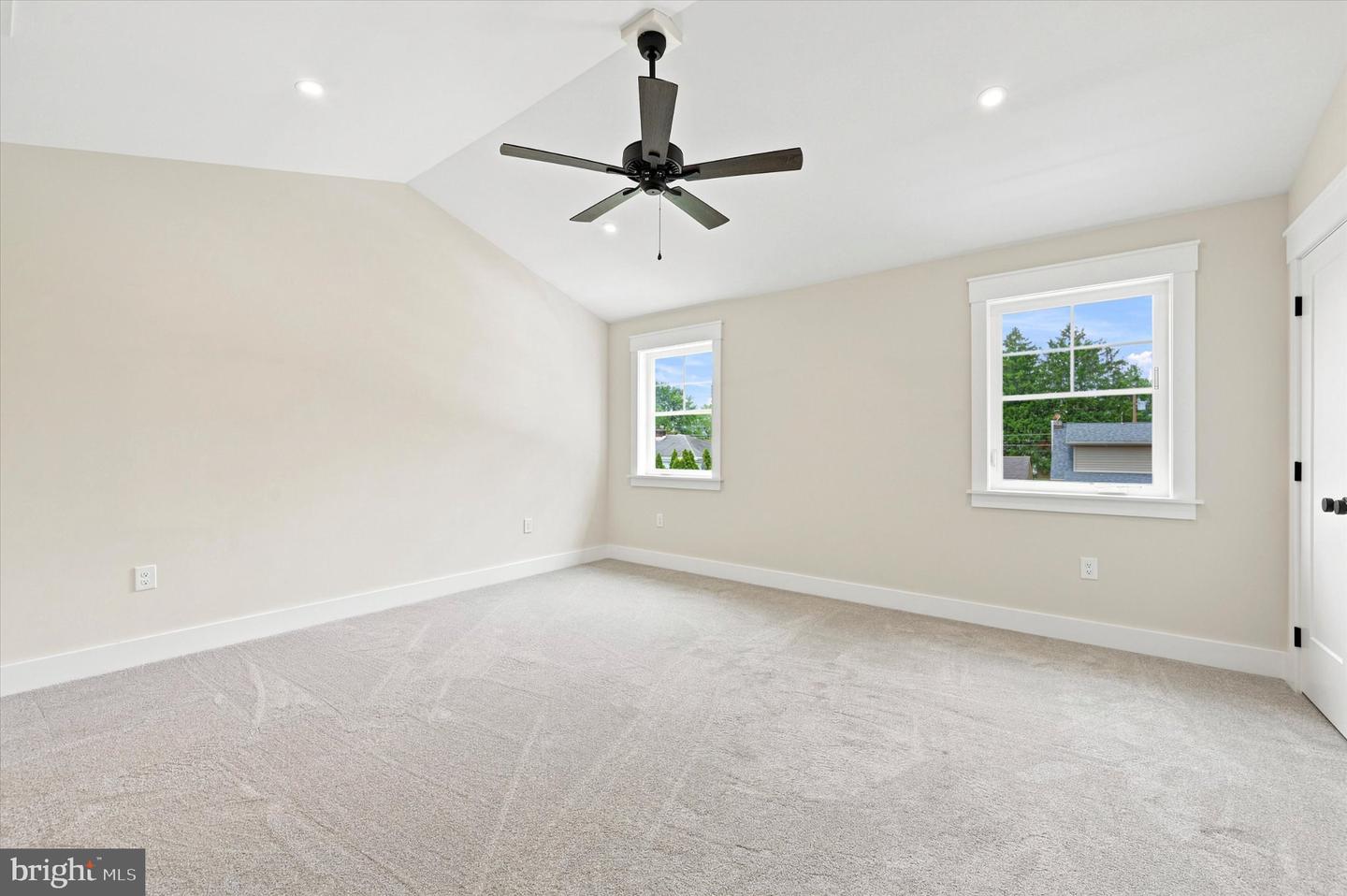 826 Hamel Ave Property Photo 23