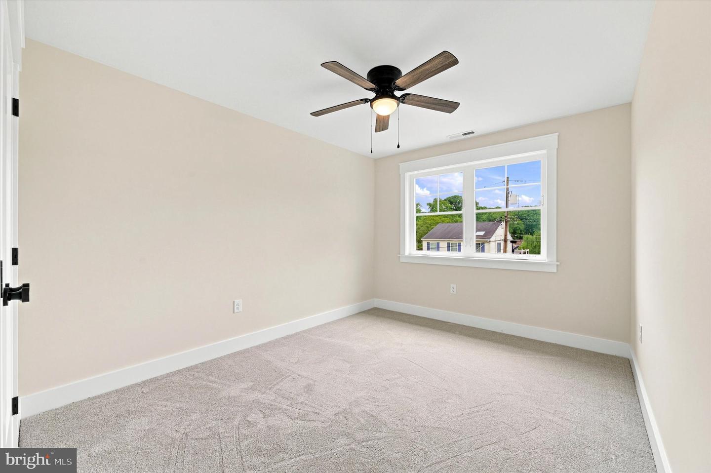 826 Hamel Ave Property Photo 32
