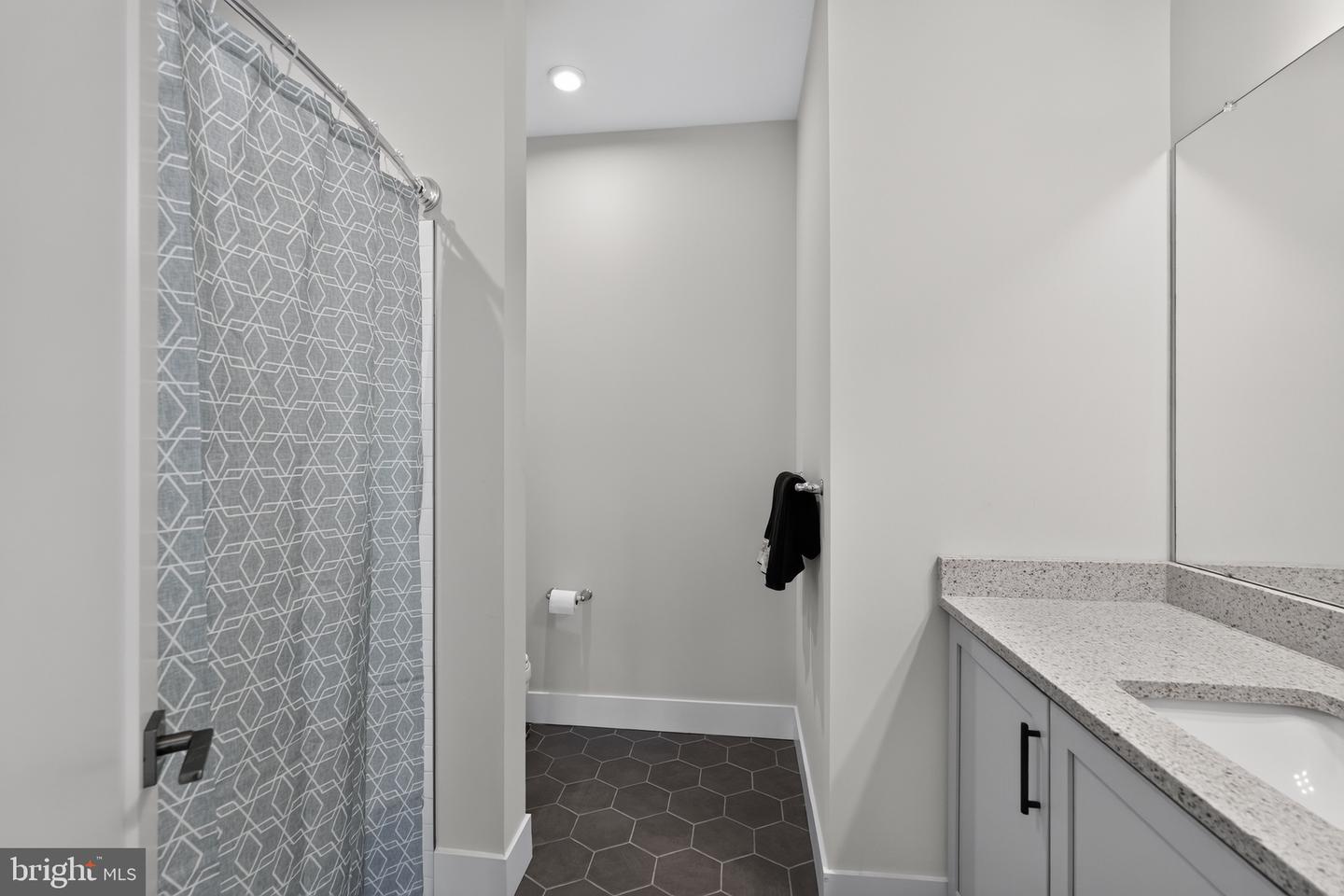 1100 Hewes St Property Photo 30