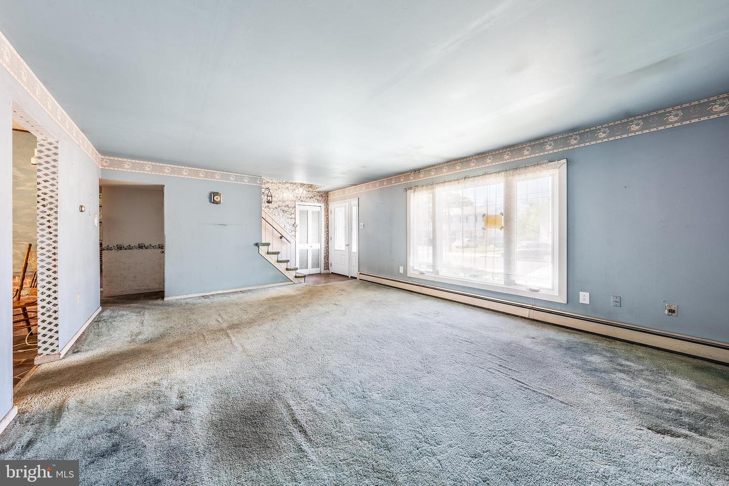 318 Washington St Property Photo 2