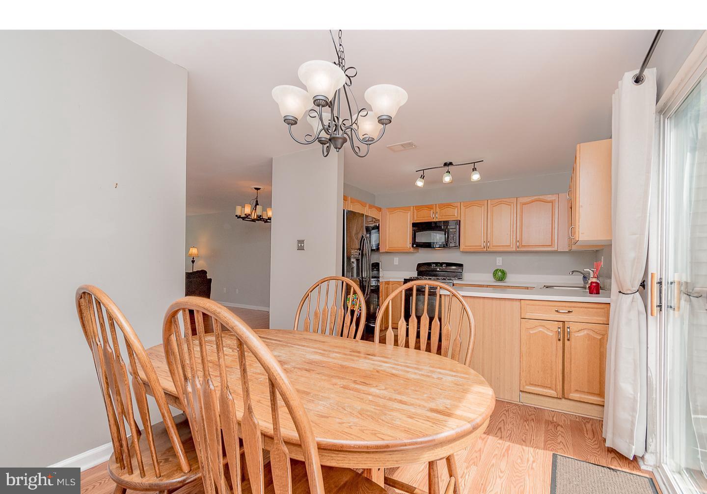 106 FIR DR Property Photo 1
