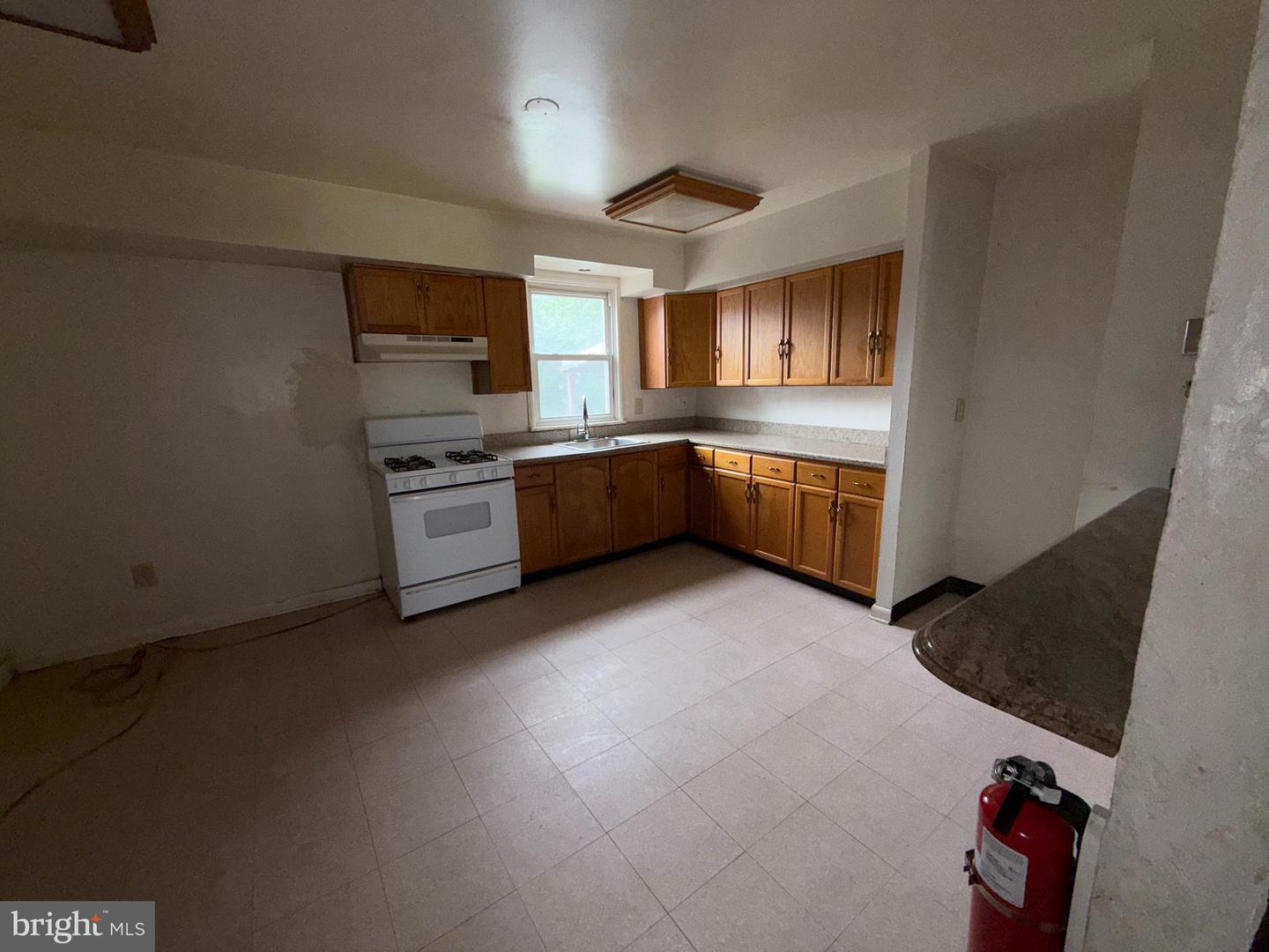 122 Hamilton St Property Photo 4