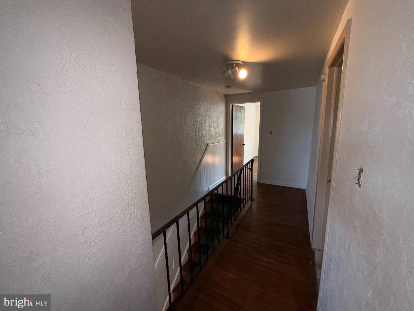 122 Hamilton St Property Photo 6