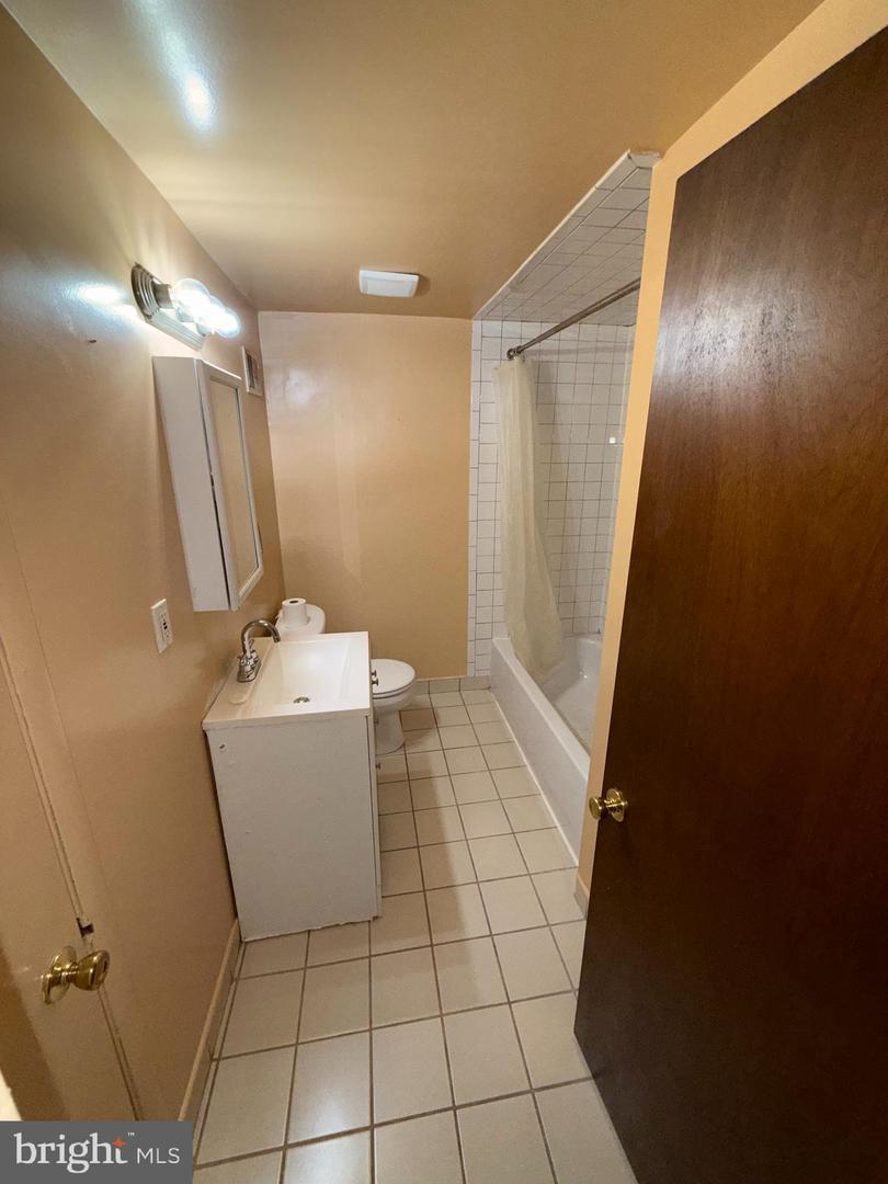 122 Hamilton St Property Photo 8