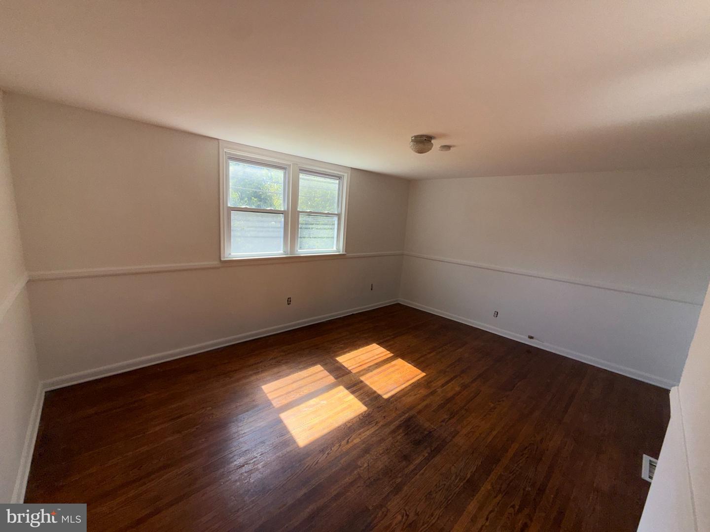 122 Hamilton St Property Photo 11