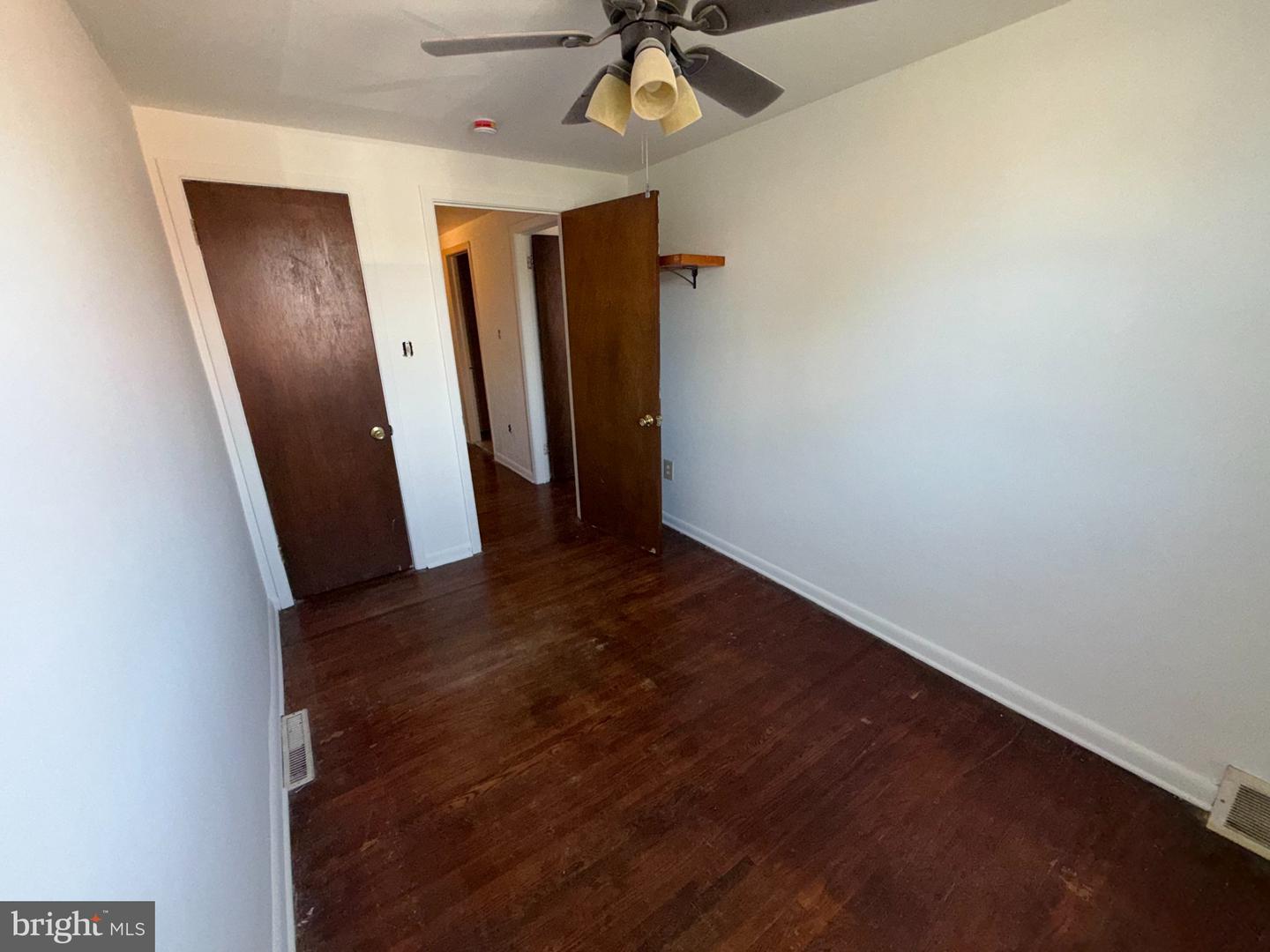 122 Hamilton St Property Photo 12