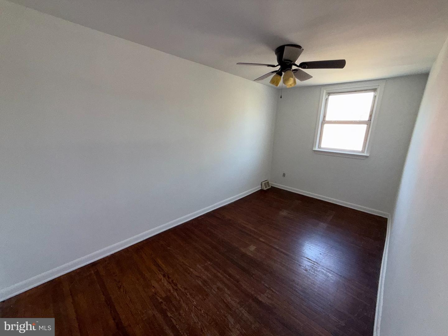 122 Hamilton St Property Photo 13