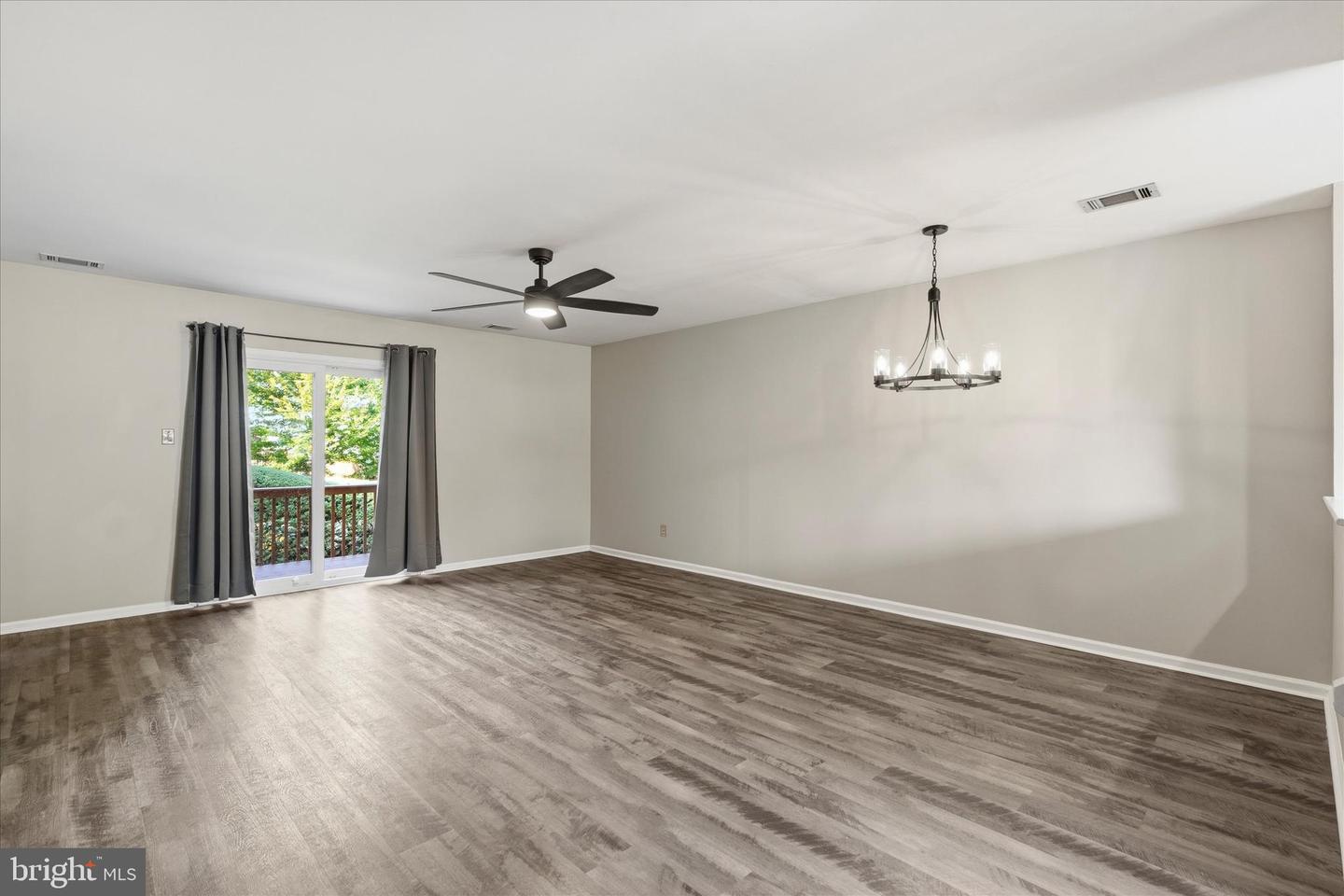 187 William Penn Dr #187 Property Photo 4