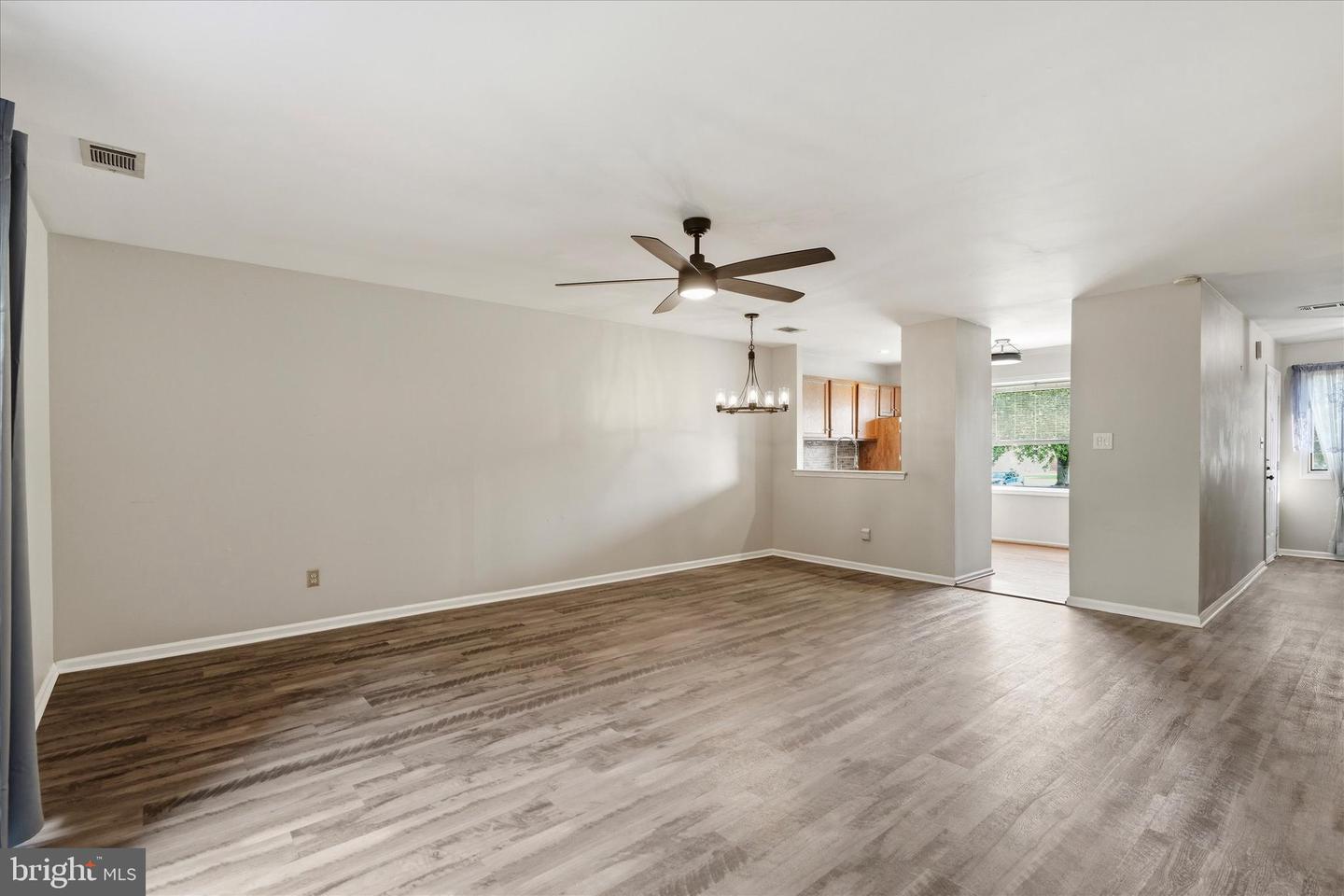 187 William Penn Dr #187 Property Photo 8