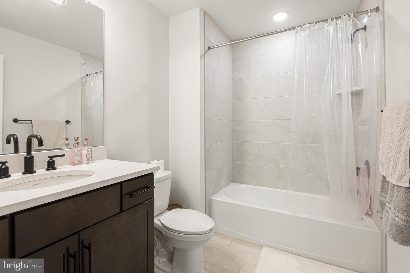 1160 Hill St. Property Photo 20