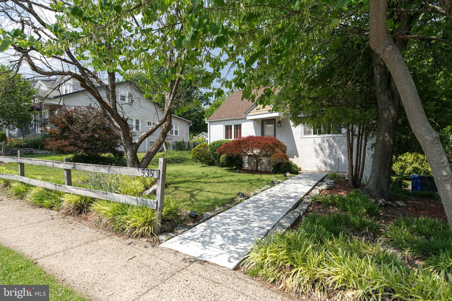 535 Beecher Ave Property Photo 2
