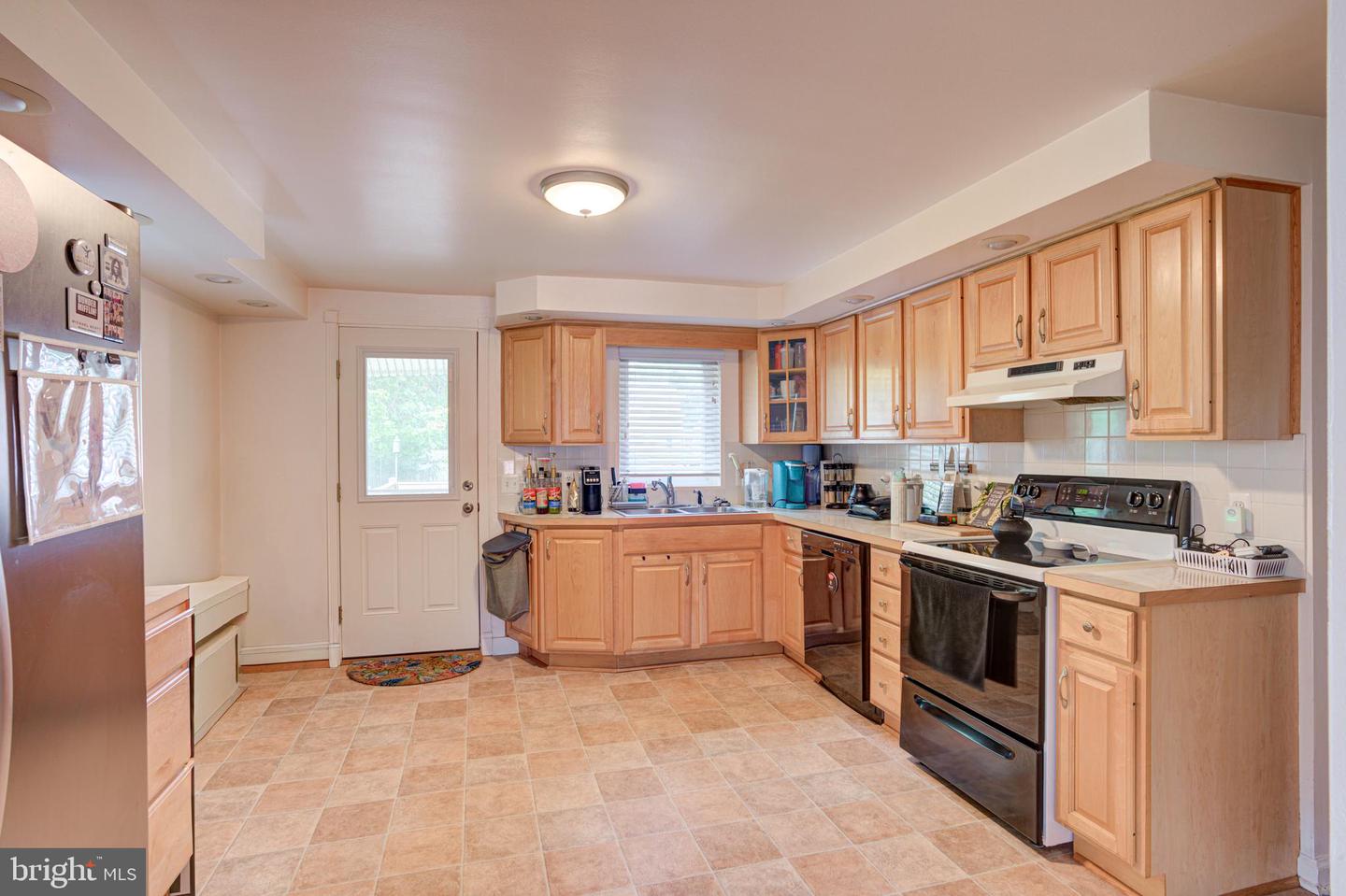 535 Beecher Ave Property Photo 4