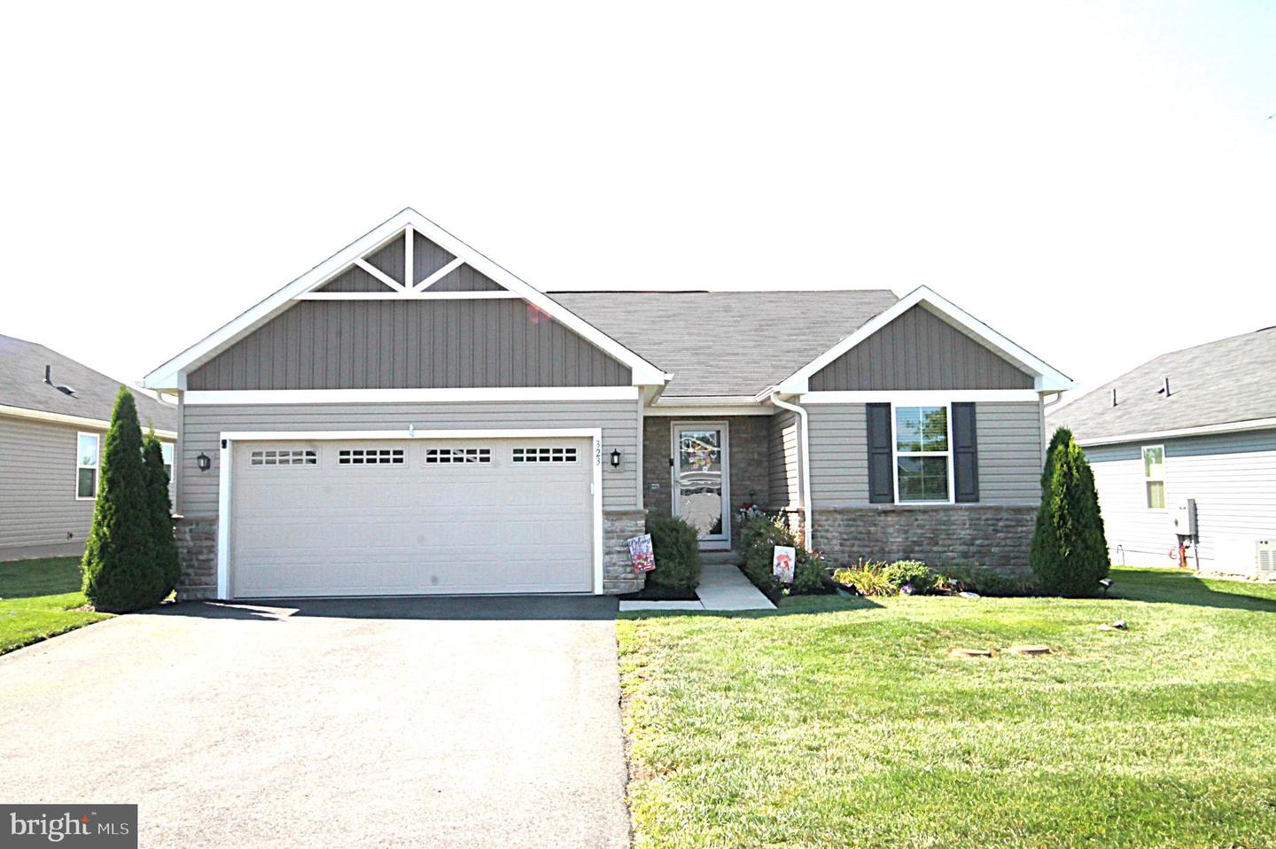 323 Steeplechase Ln Property Photo 1