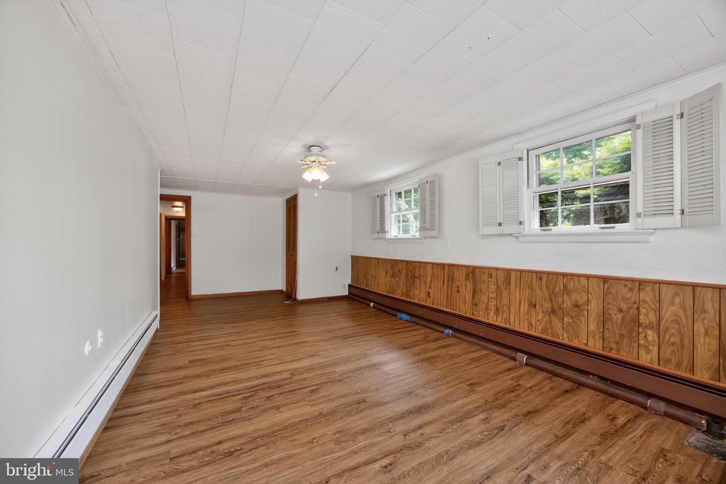 40 2nd St Property Photo 38