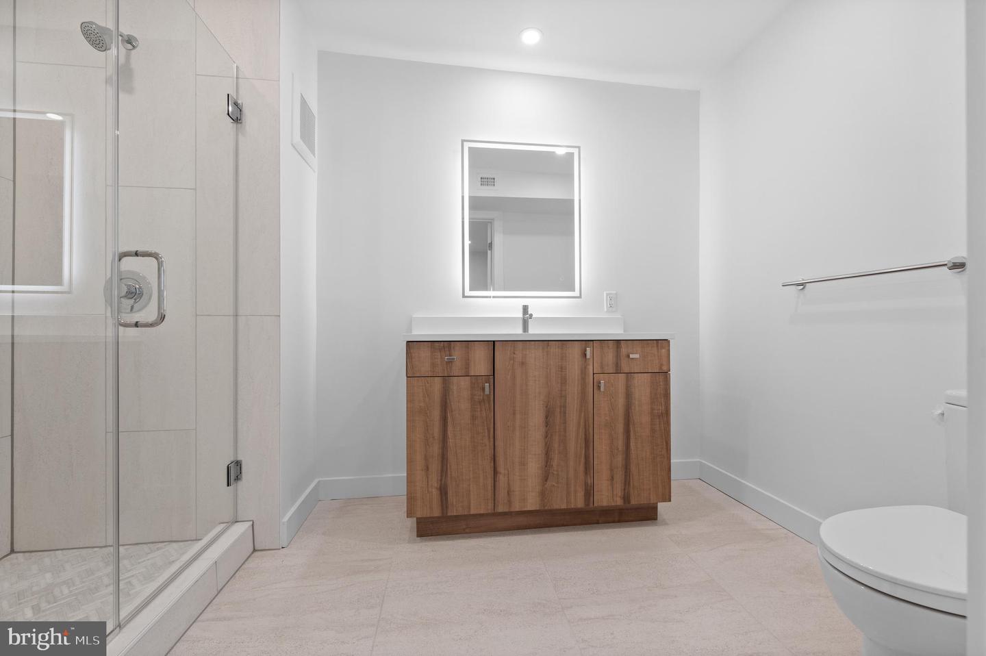 650 Montgomery Avenue #308 Property Photo 10