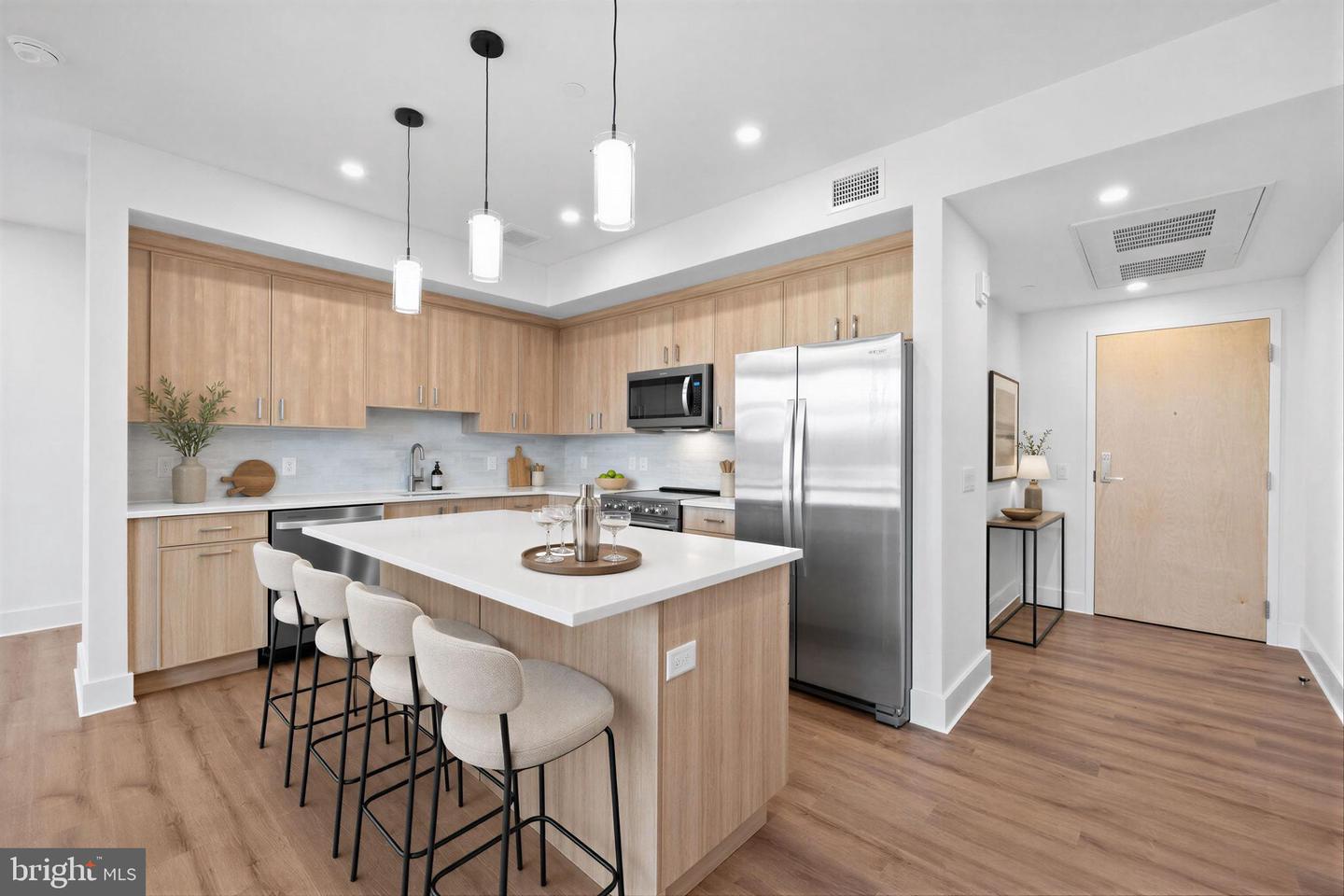 650 Montgomery Avenue #314 Property Photo 1