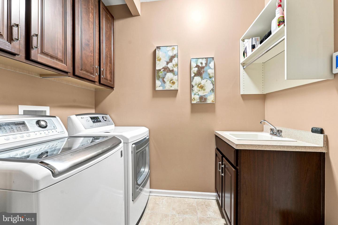 117 Mustang Way Property Photo 13