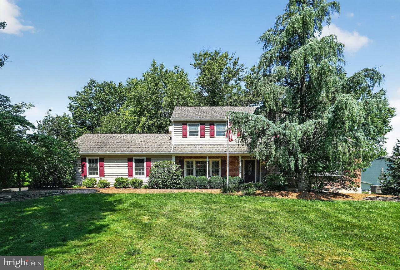 1006 Weikel Rd Property Photo 1