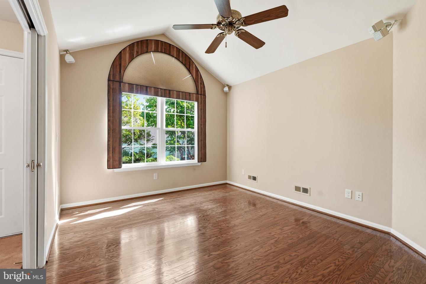 185 Lions Gate Cir Property Photo 6