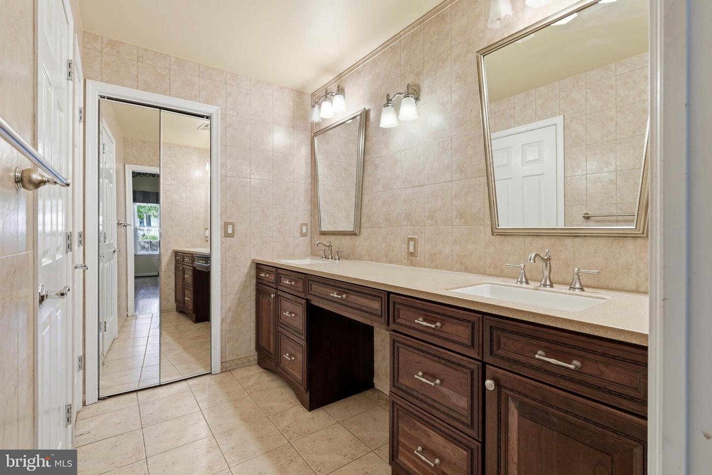 185 Lions Gate Cir Property Photo 18