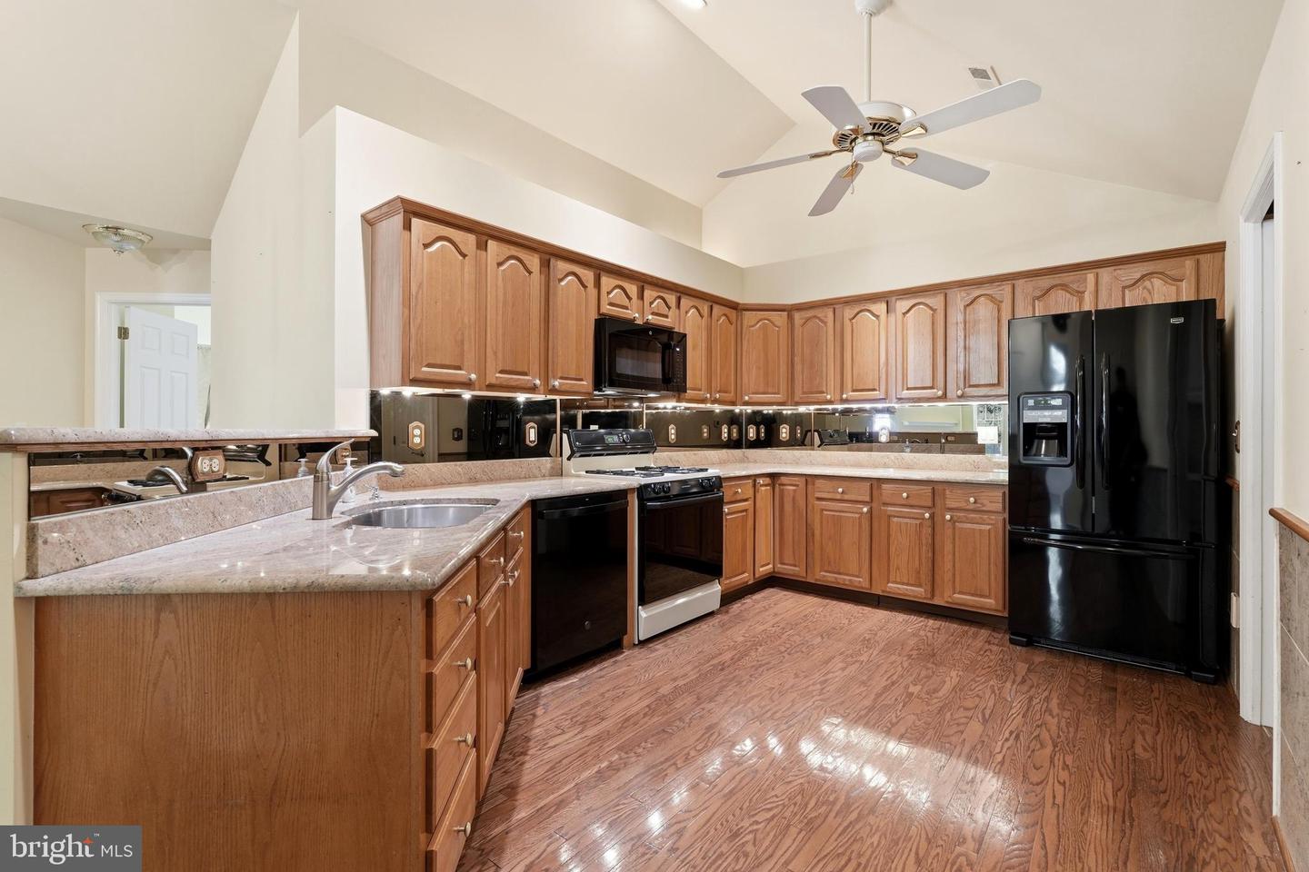 185 Lions Gate Cir Property Photo 21