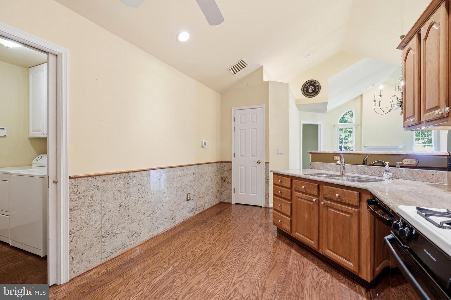 185 Lions Gate Cir Property Photo 24