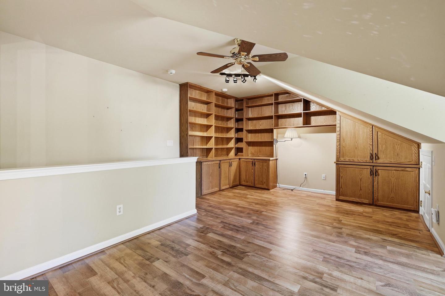 185 Lions Gate Cir Property Photo 32