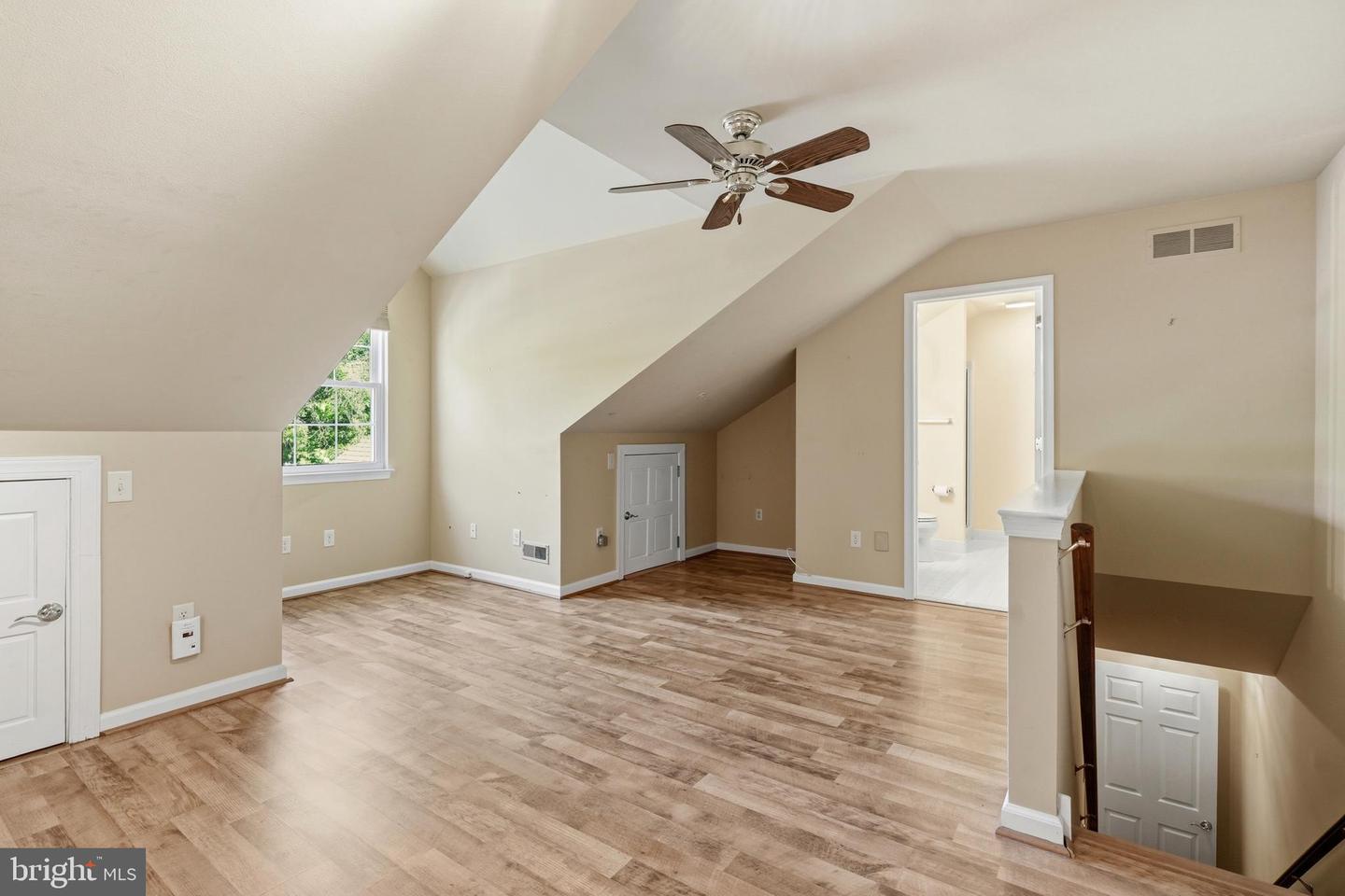 185 Lions Gate Cir Property Photo 33
