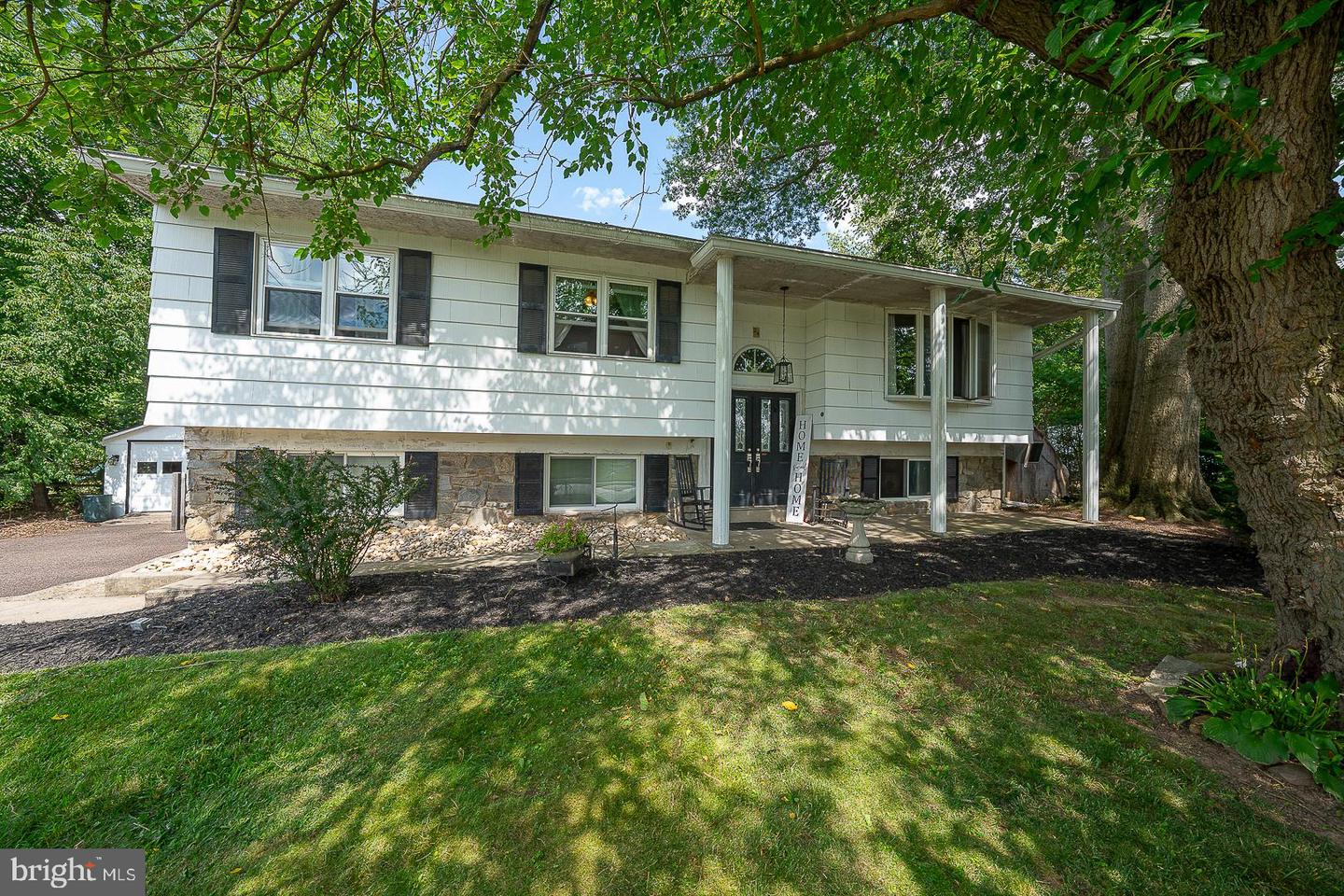 24 Brimfield Property Photo 1