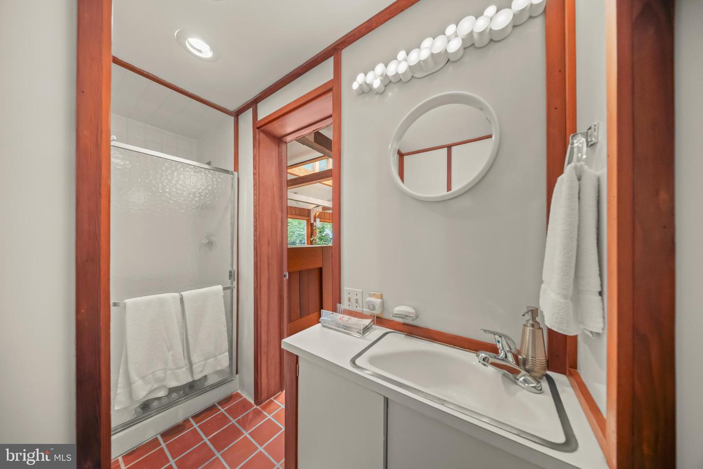 3809 Midvale Ln Property Photo 54