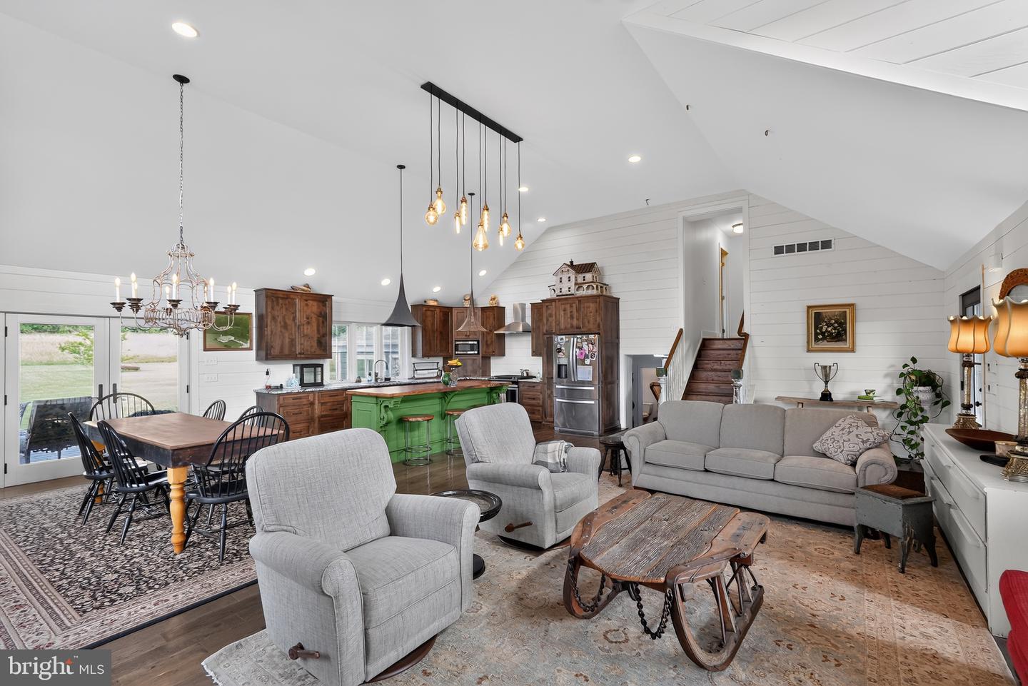 18 Kratz Property Photo 17