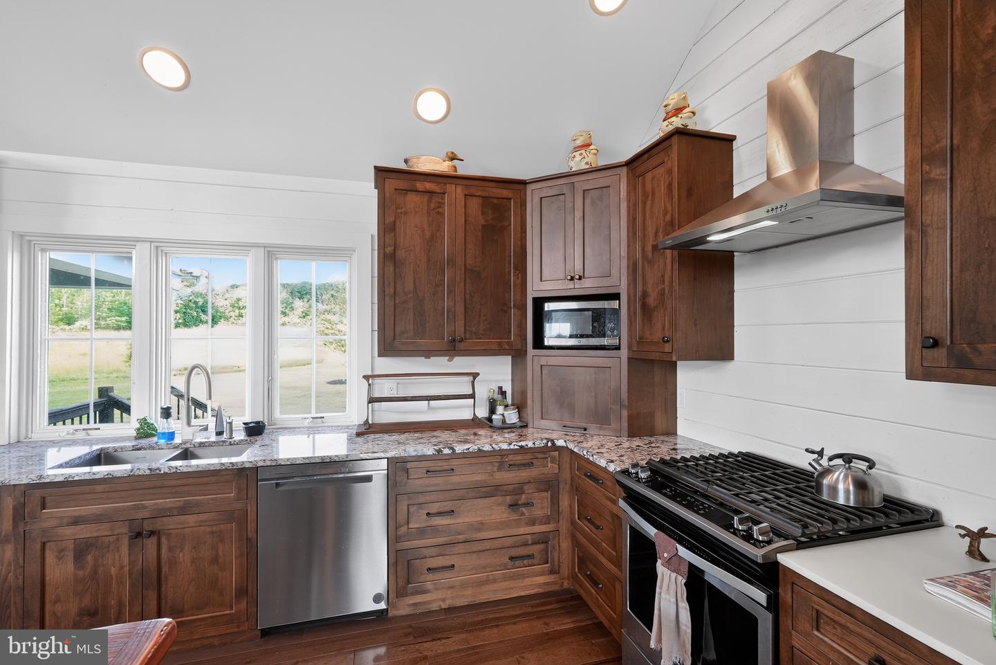 18 Kratz Property Photo 19