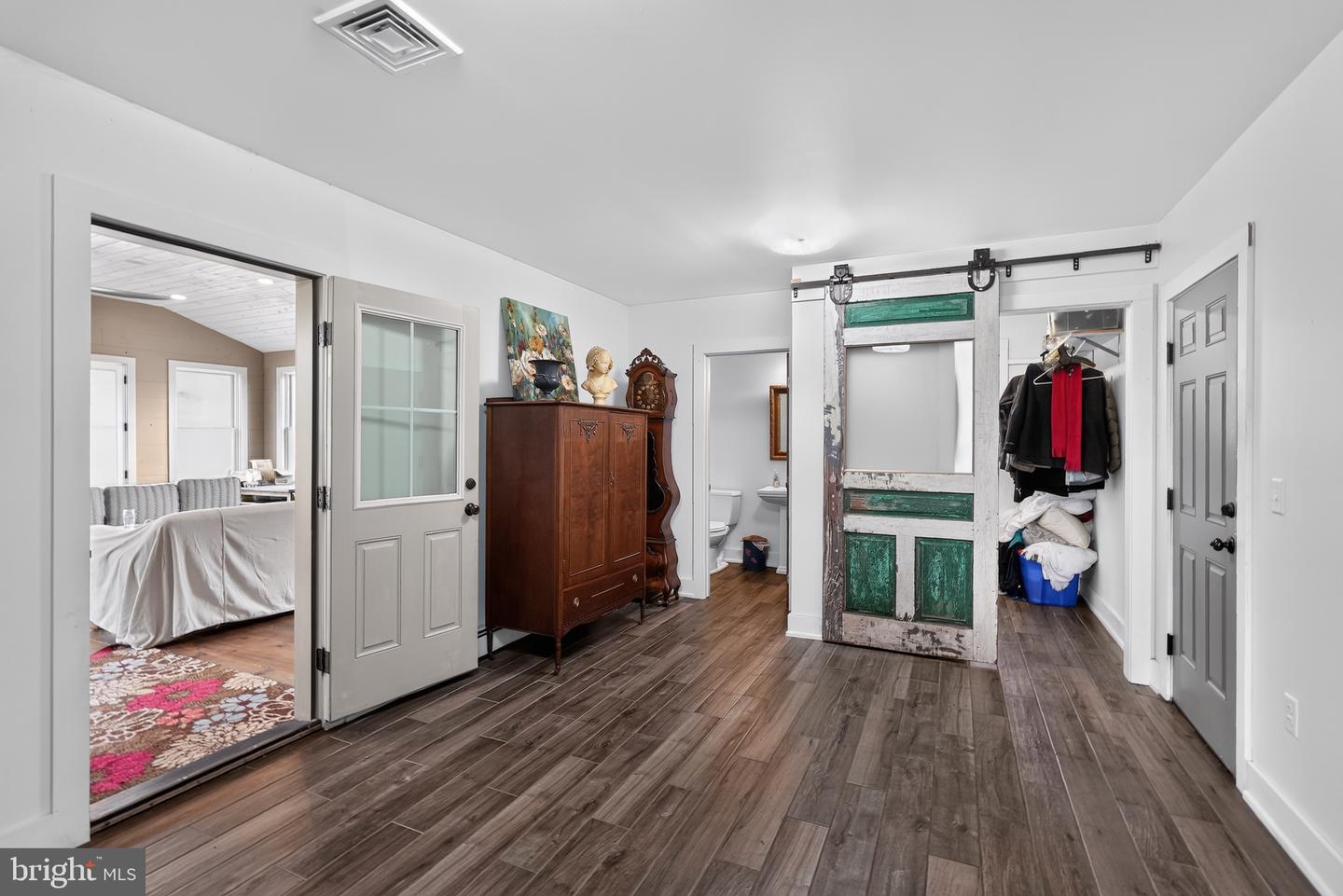 18 Kratz Property Photo 22
