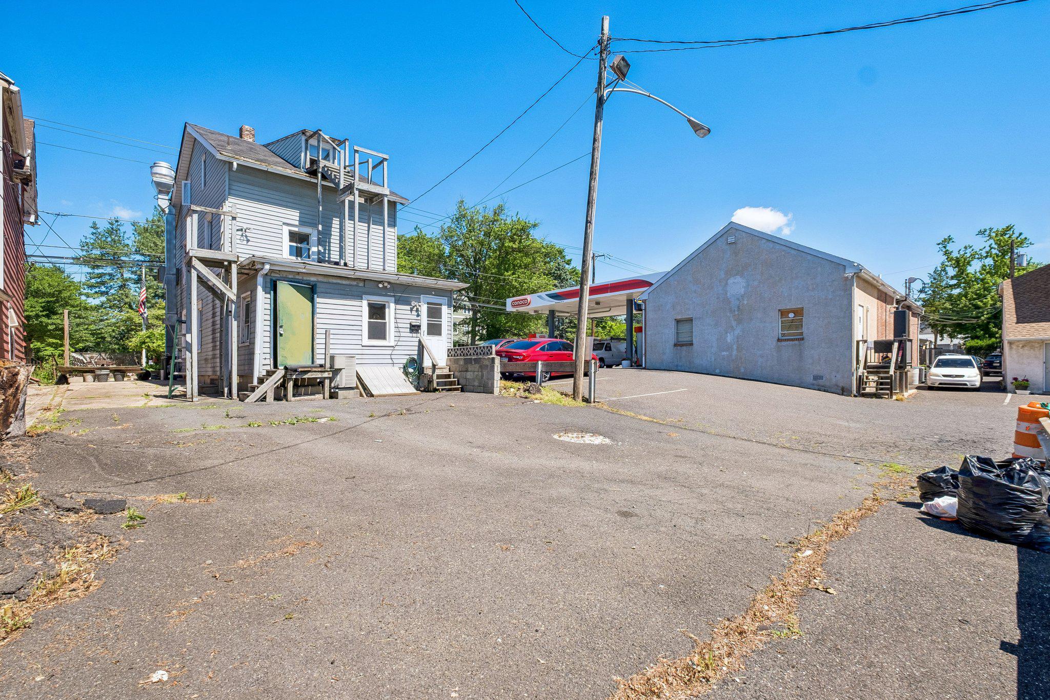 918 E Willow Grove Ave # Property Photo 13