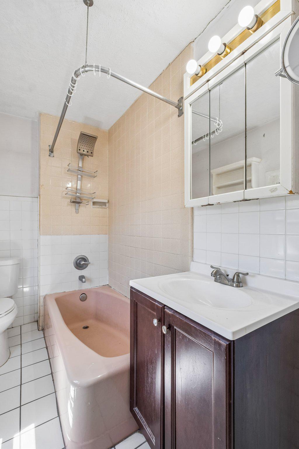 918 E Willow Grove Ave # Property Photo 20