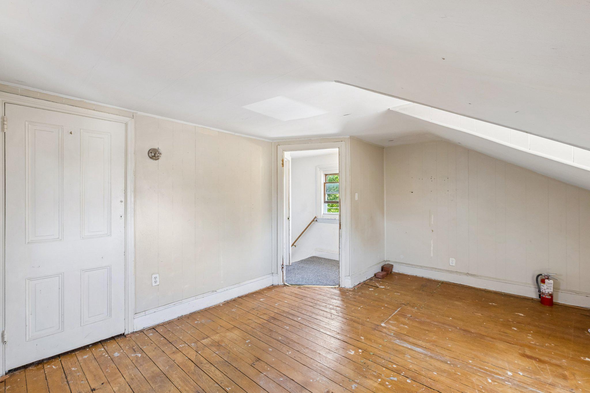918 E Willow Grove Ave # Property Photo 23