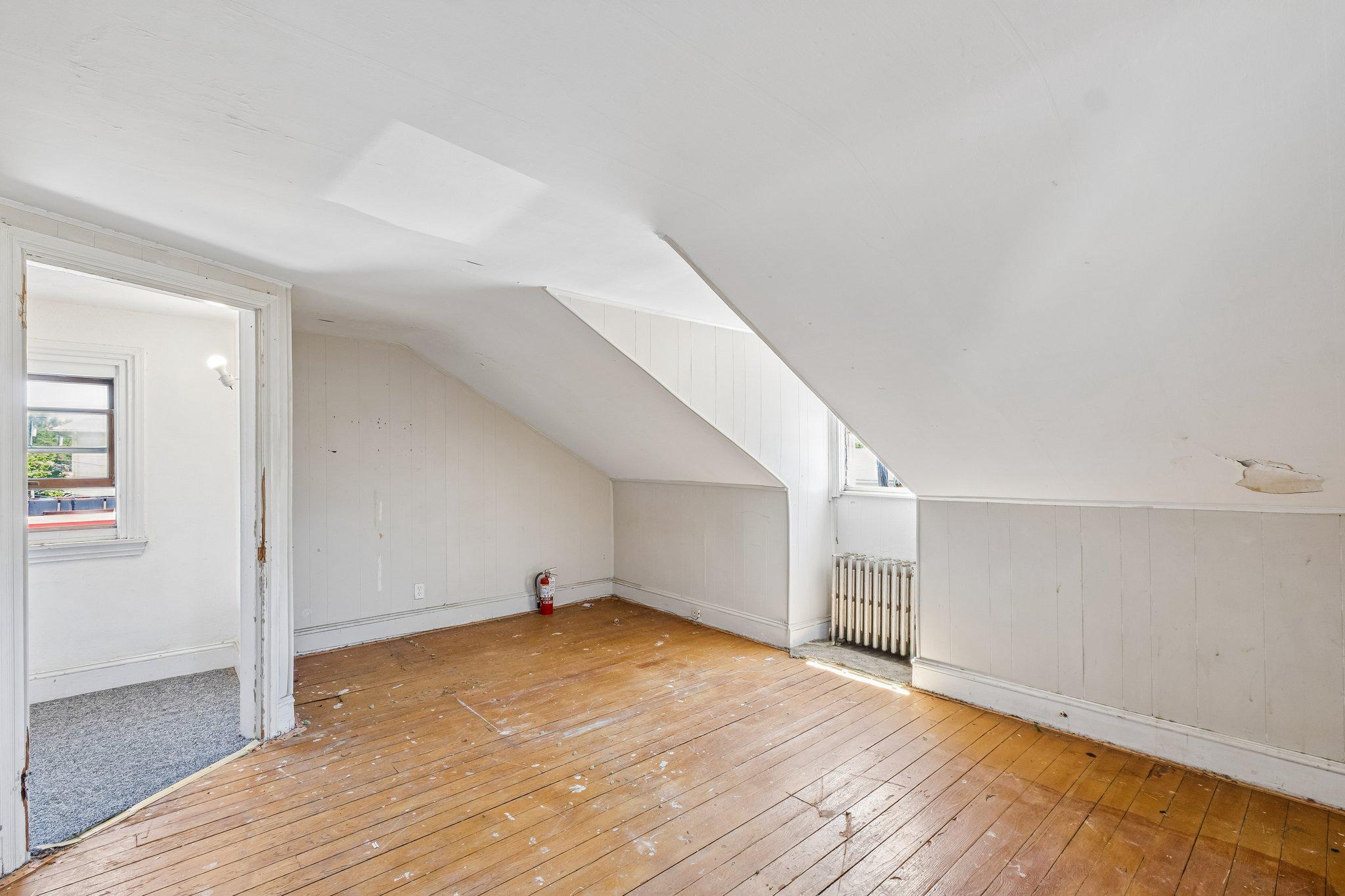 918 E Willow Grove Ave # Property Photo 24