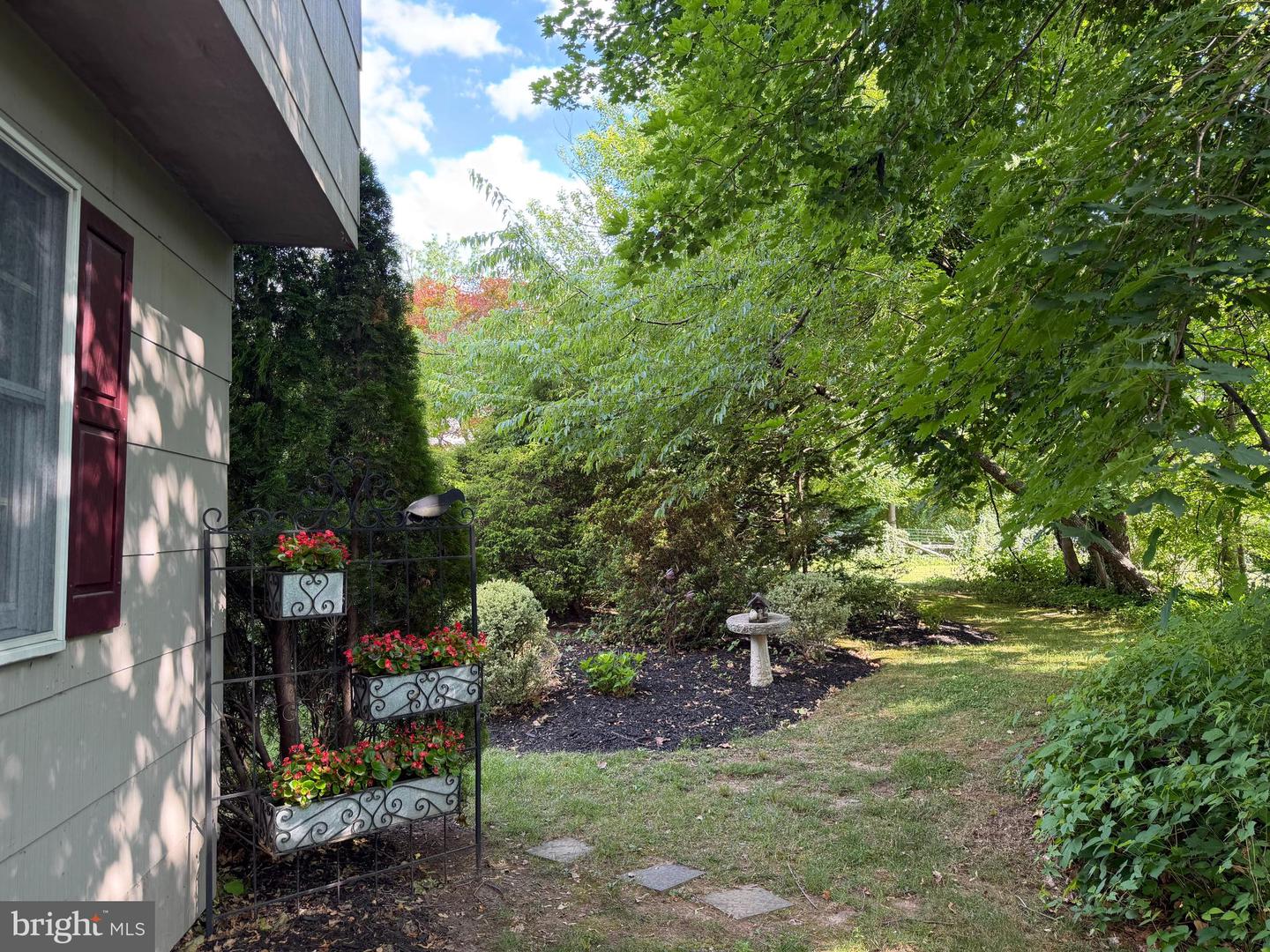 4190 Hoffman Rd Property Photo 10