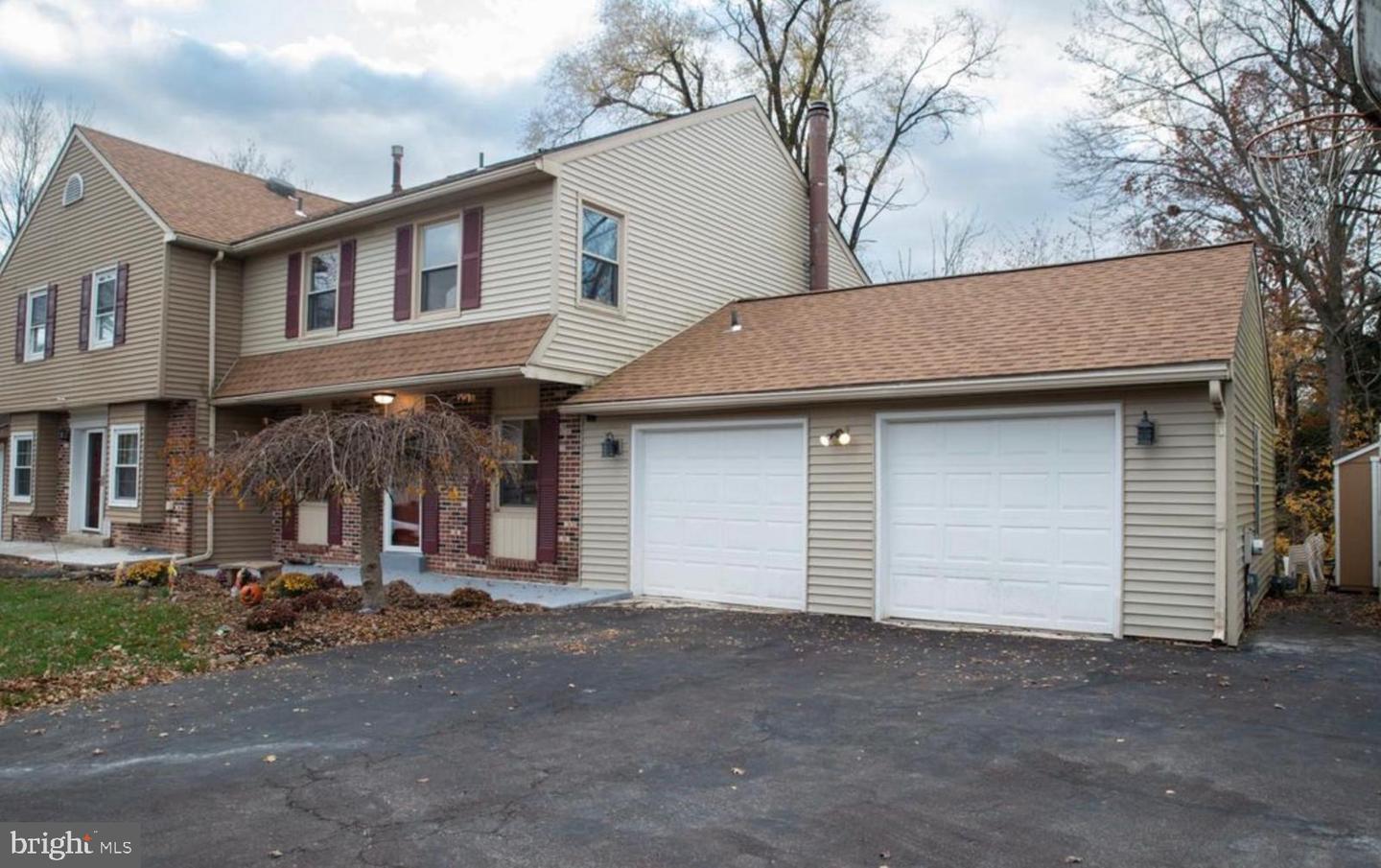 1592 Morgan Way Property Photo 2