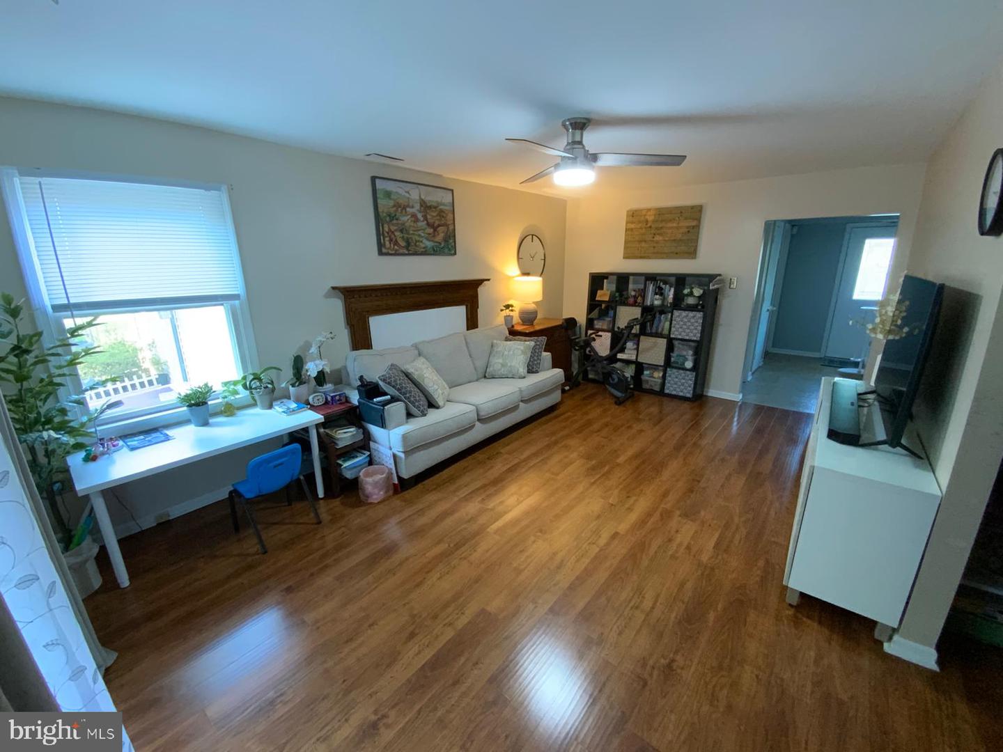 1592 Morgan Way Property Photo 6