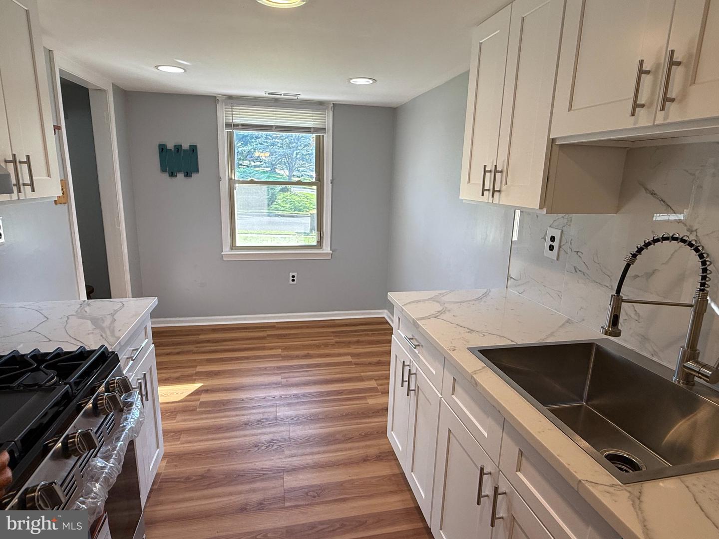 1592 Morgan Way Property Photo 12