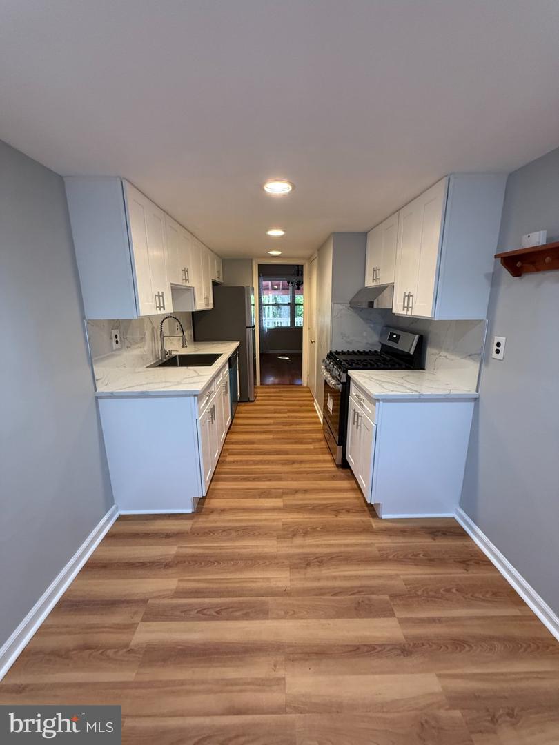 1592 Morgan Way Property Photo 14