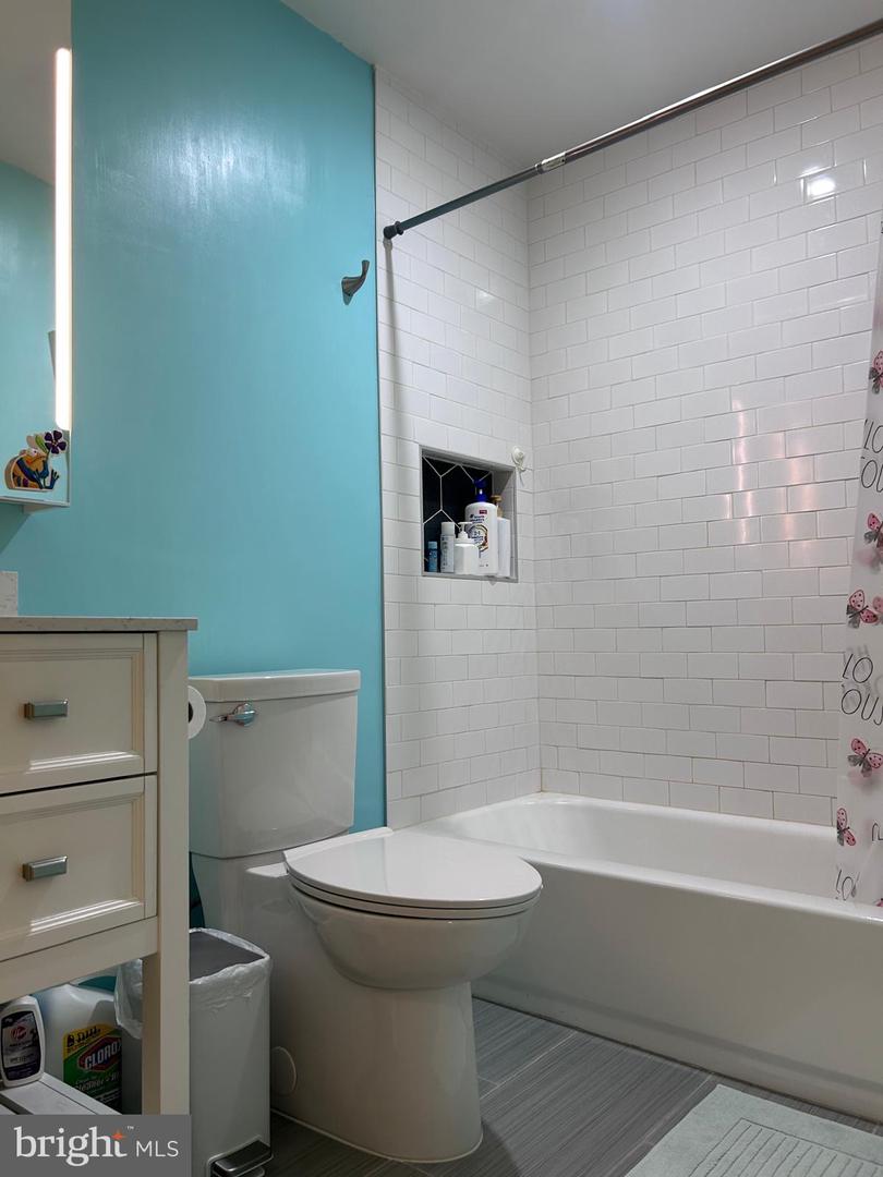 1592 Morgan Way Property Photo 23