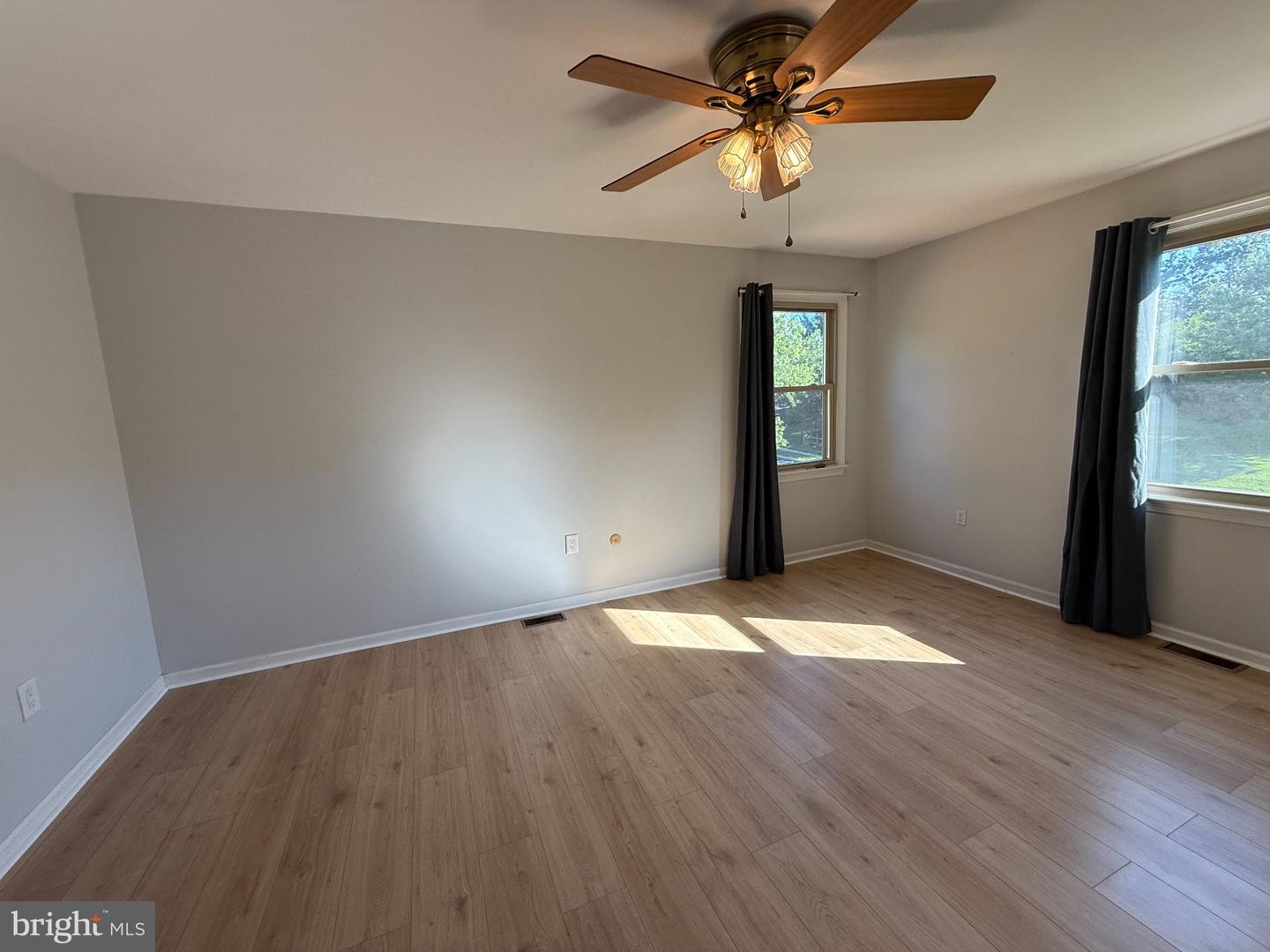 1592 Morgan Way Property Photo 29