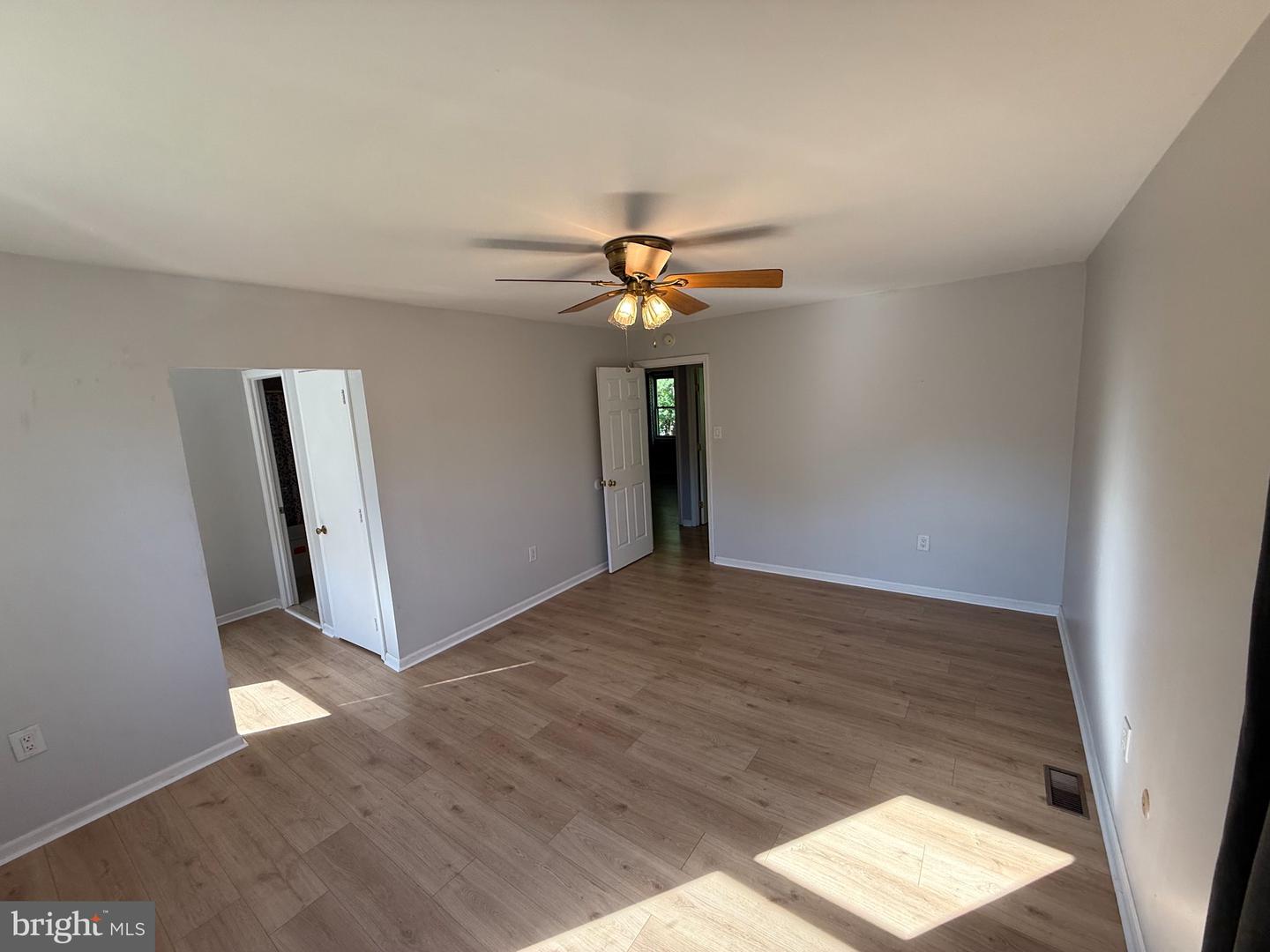 1592 Morgan Way Property Photo 31